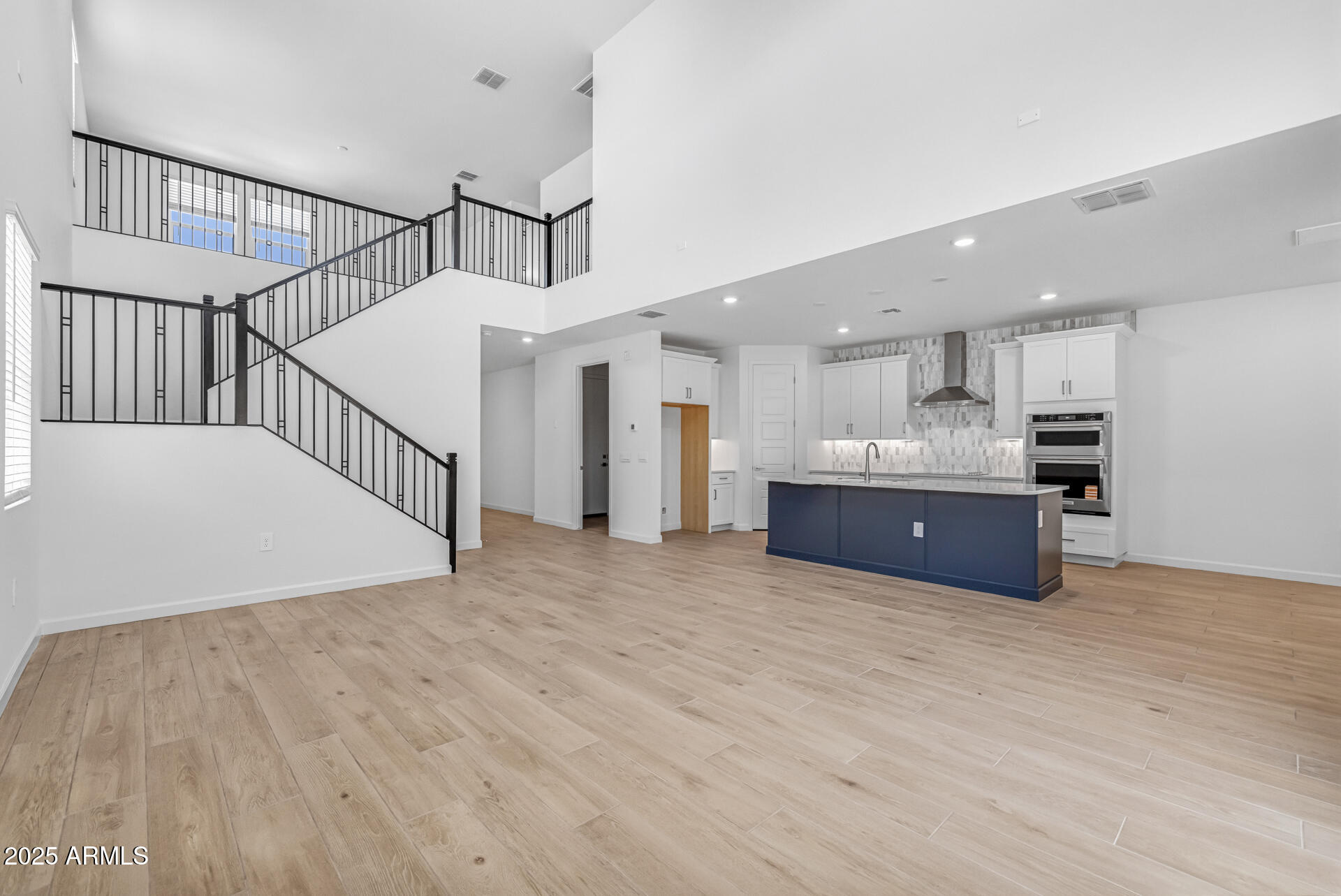 2319 W PEARCE Road
