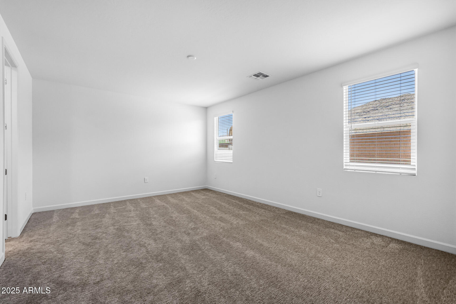 2319 W PEARCE Road