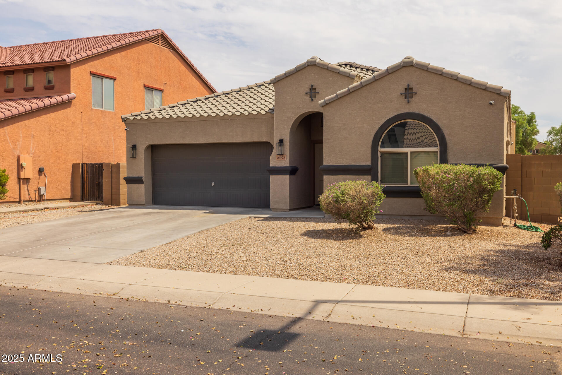 24773 W VISTA NORTE Street