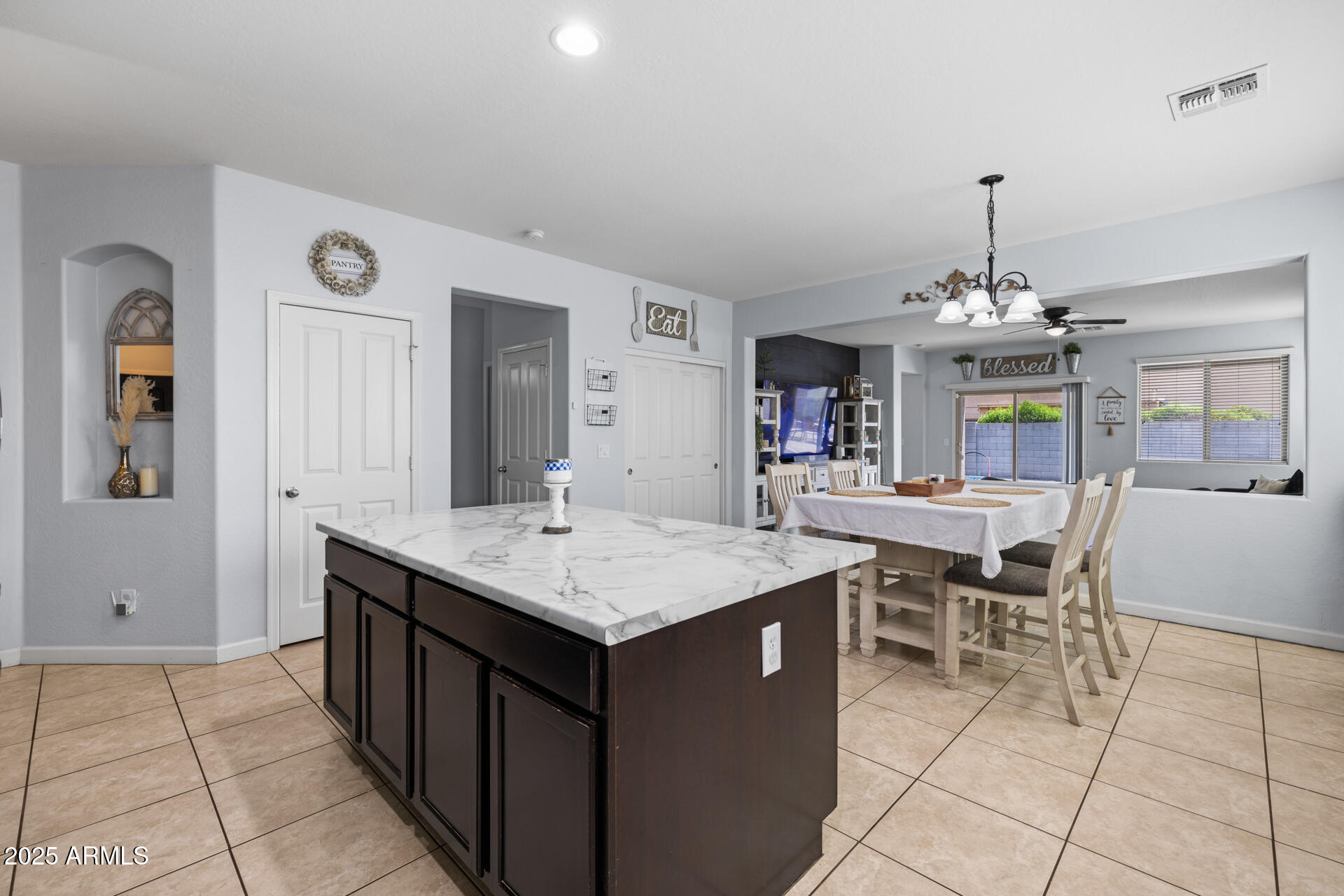 24773 W VISTA NORTE Street