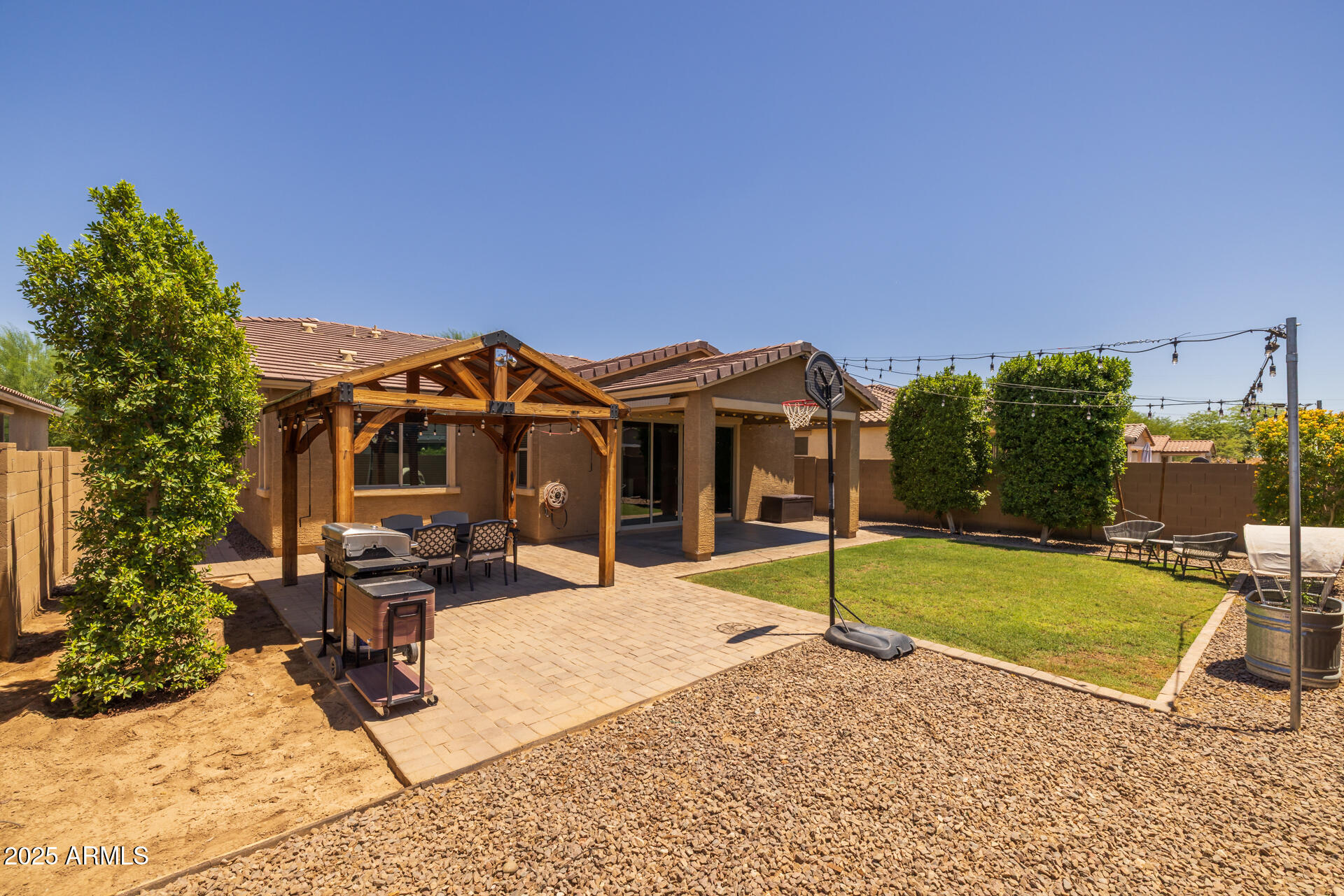 921 E OVERLIN Lane