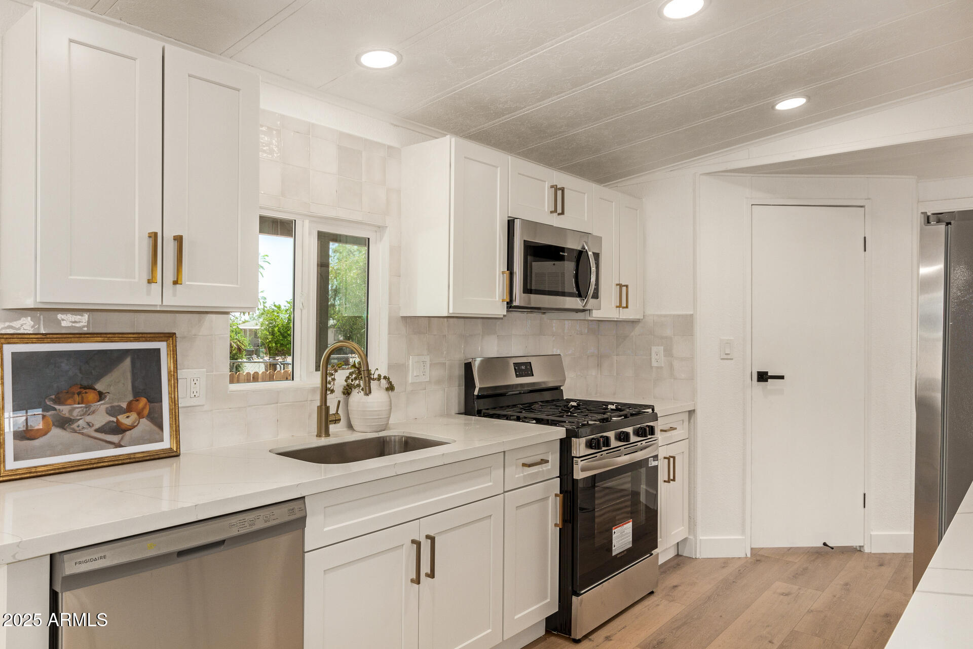 8149 E BALTIMORE Street