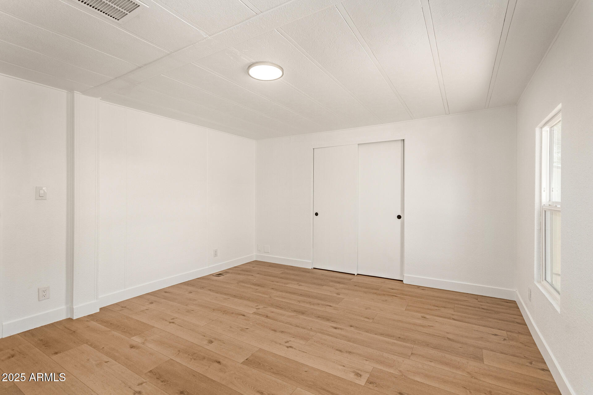 8149 E BALTIMORE Street