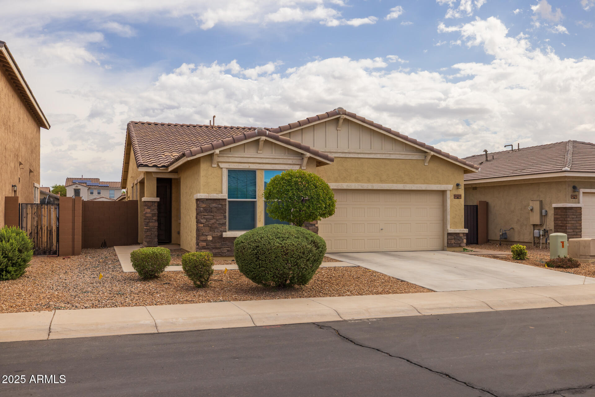 41263 W ELM Drive
