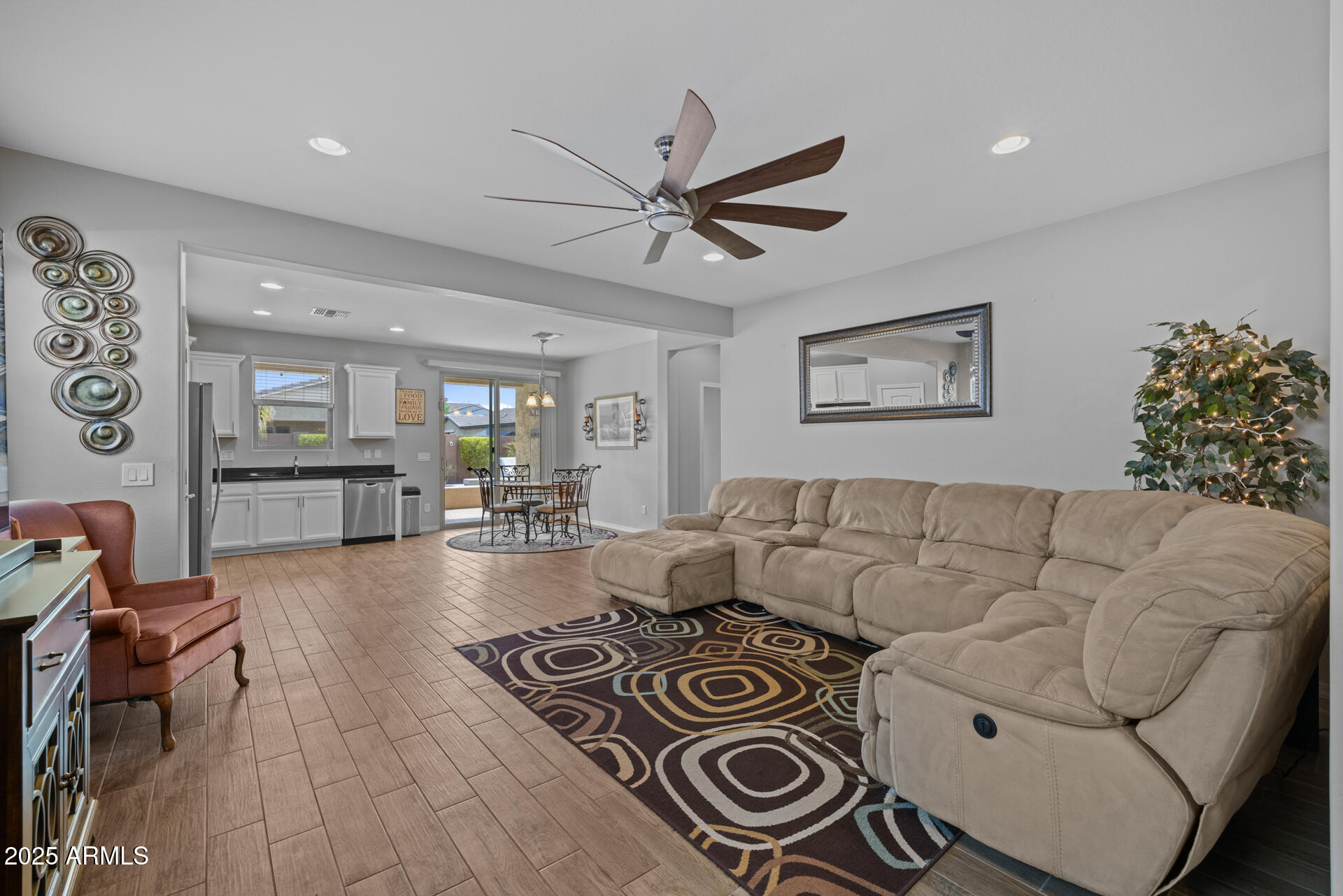 41263 W ELM Drive
