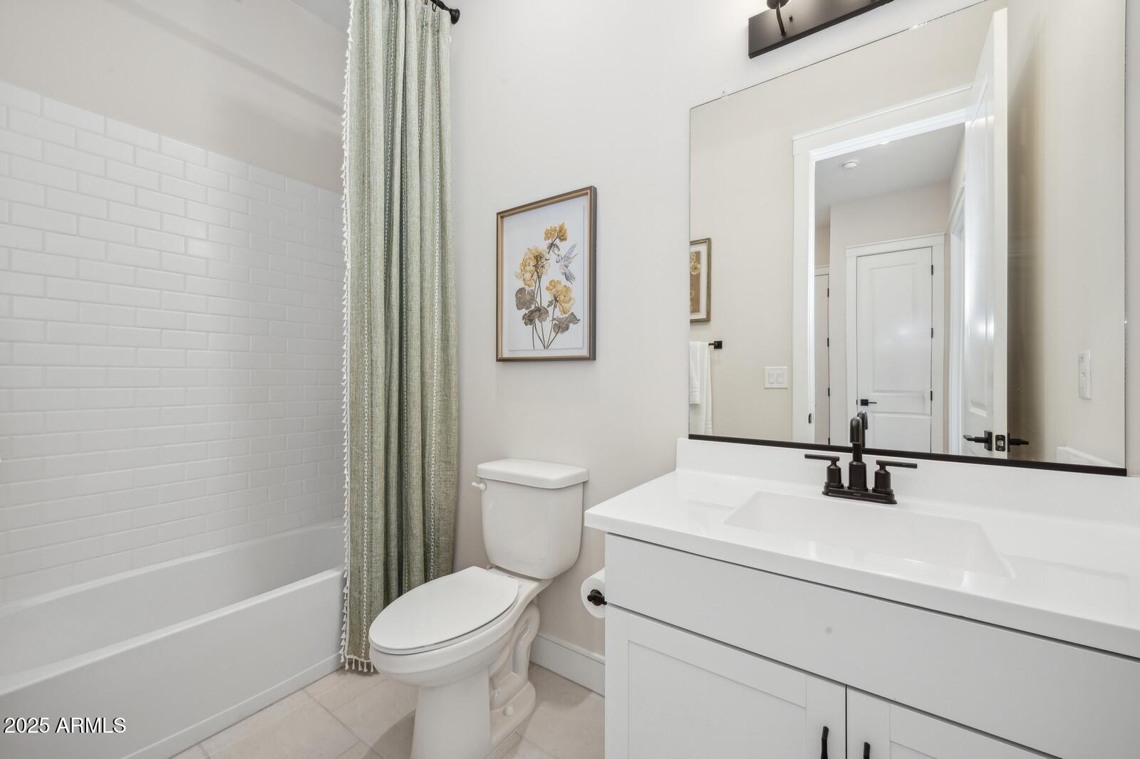 491 E Grennback Drive