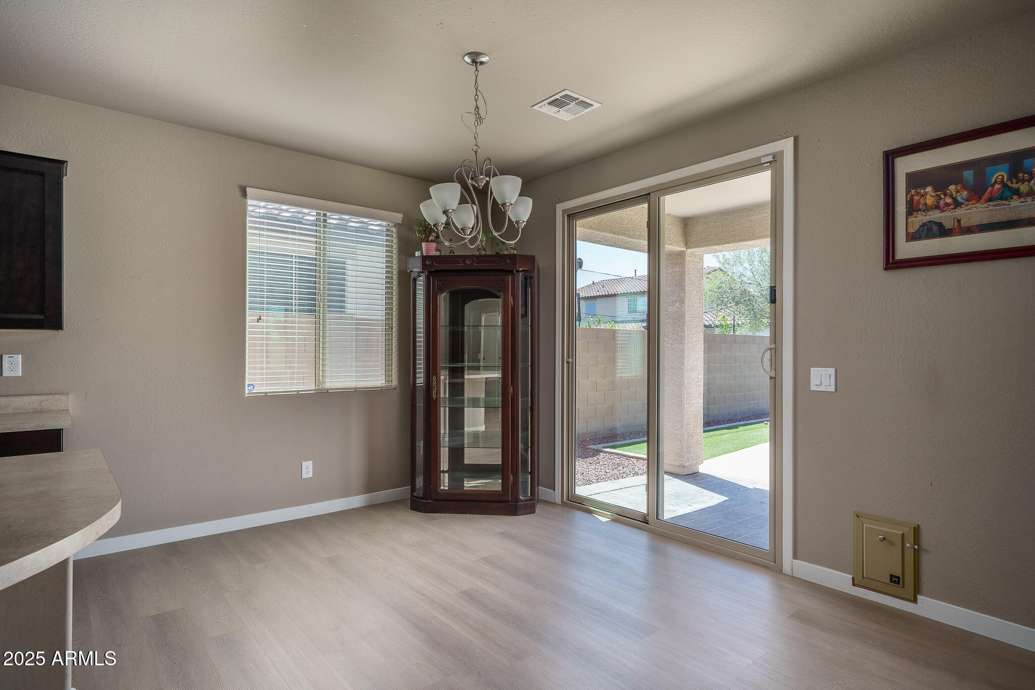 10217 W MARGUERITE Avenue