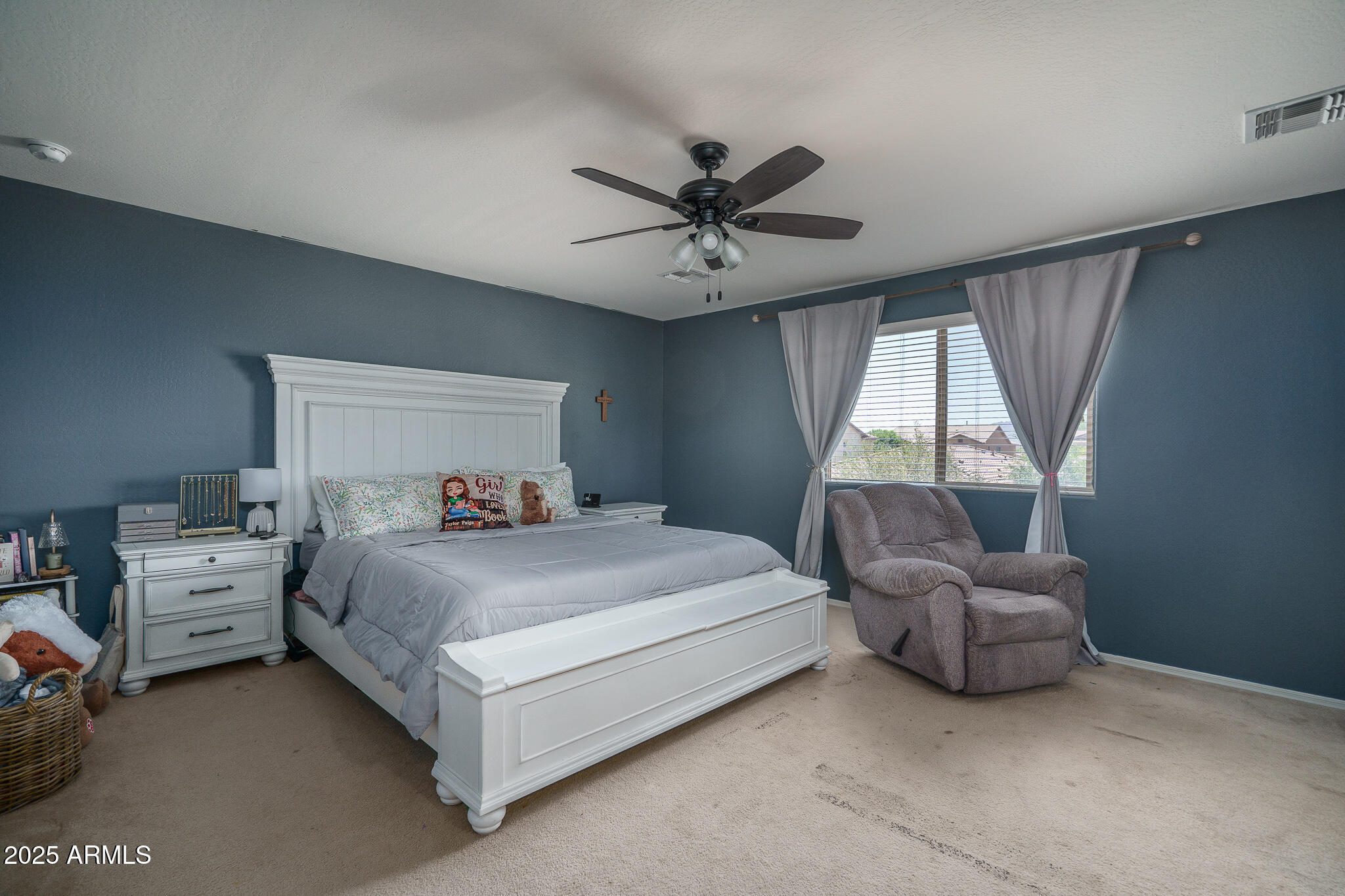 10217 W MARGUERITE Avenue