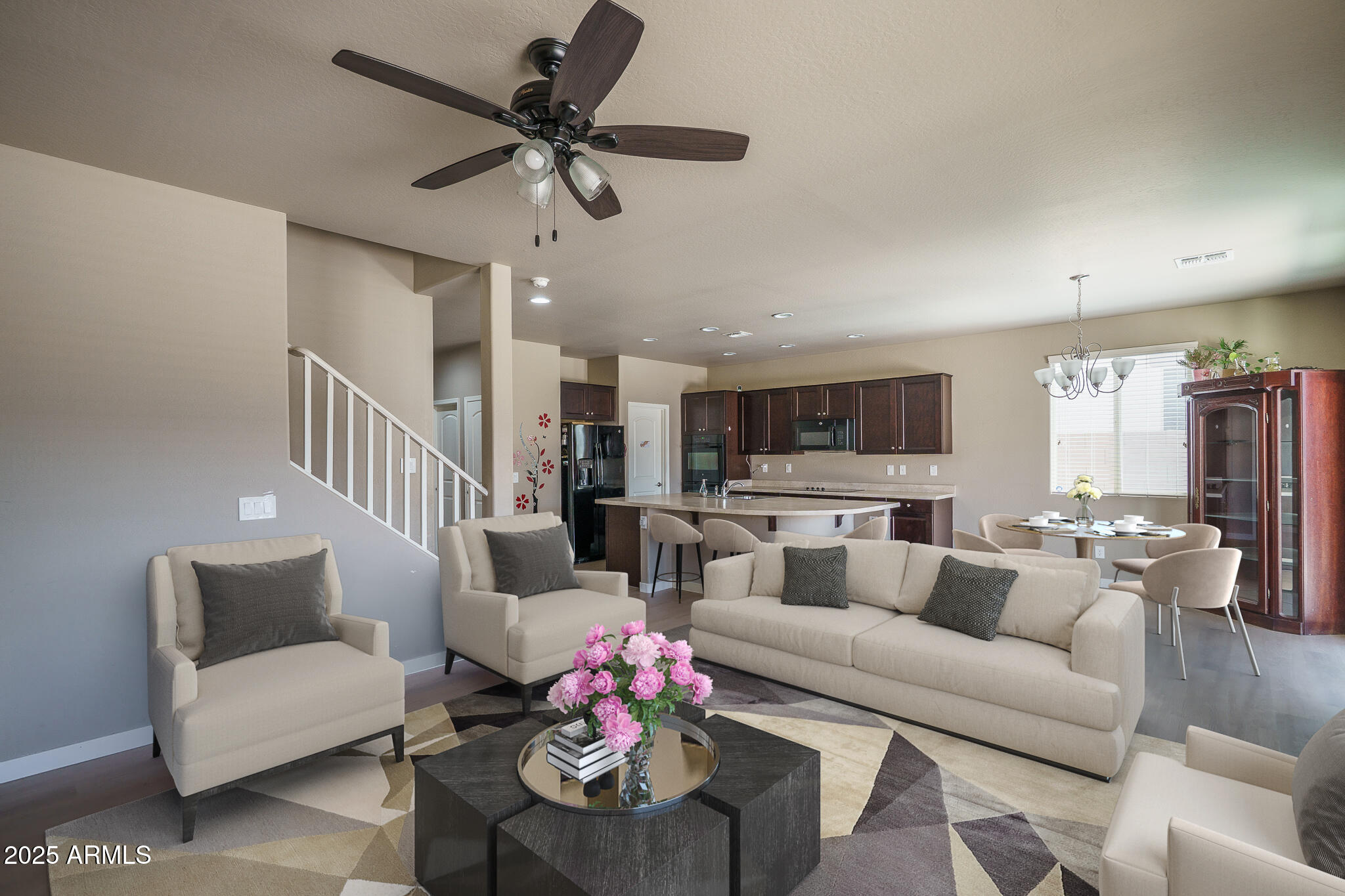 10217 W MARGUERITE Avenue