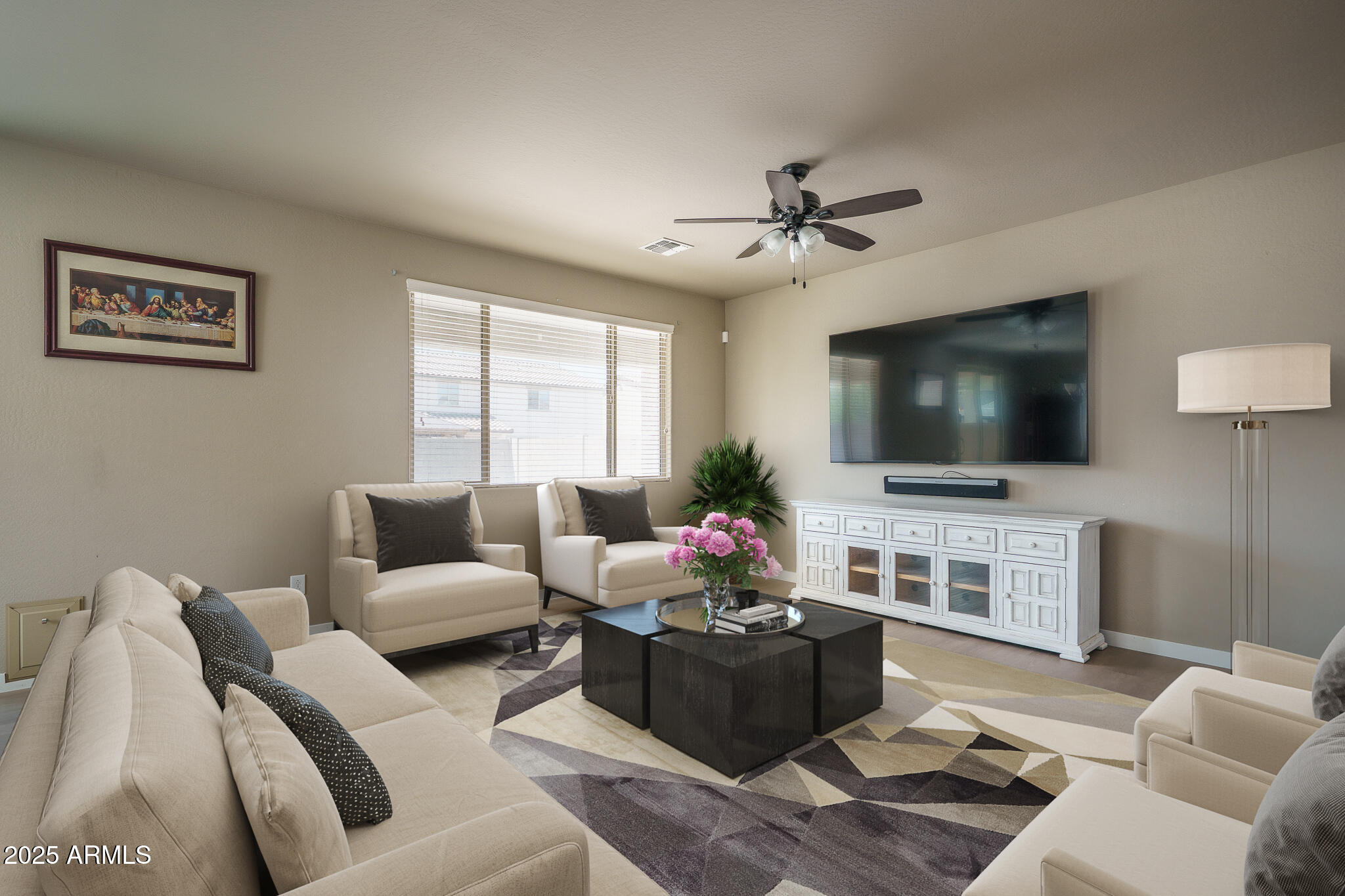 10217 W MARGUERITE Avenue