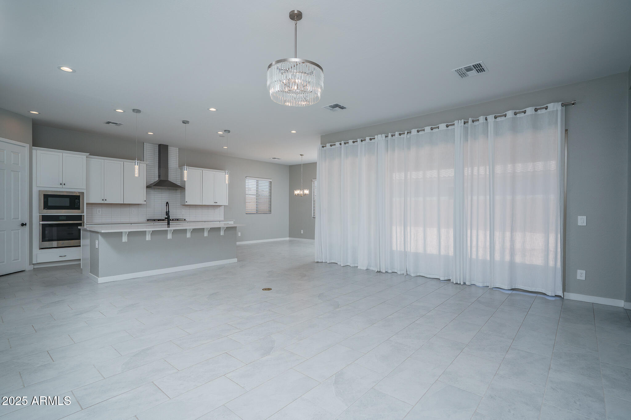 17144 W MARIPOSA GRANDE Boulevard