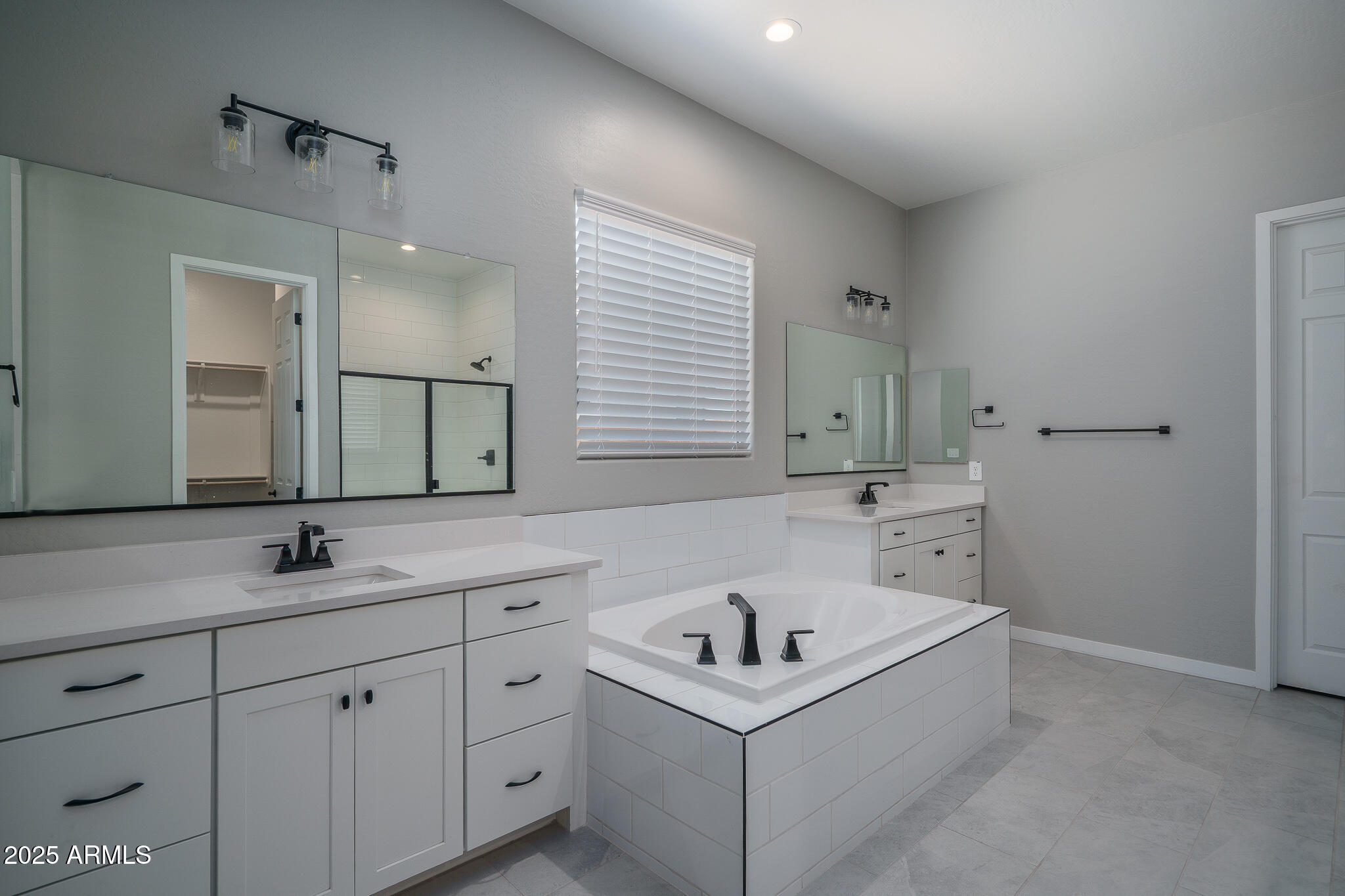 17144 W MARIPOSA GRANDE Boulevard