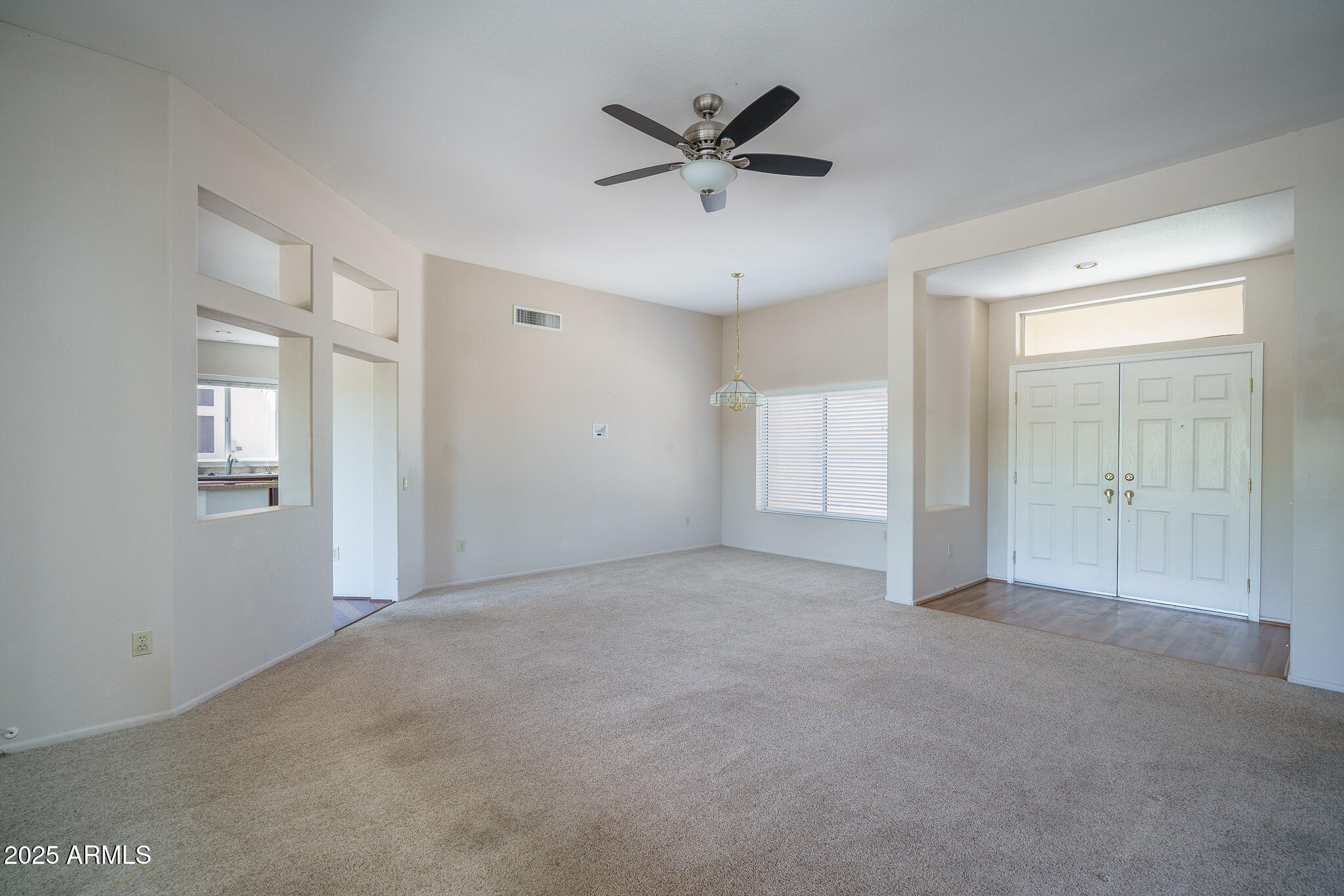 16109 W HERITAGE Drive