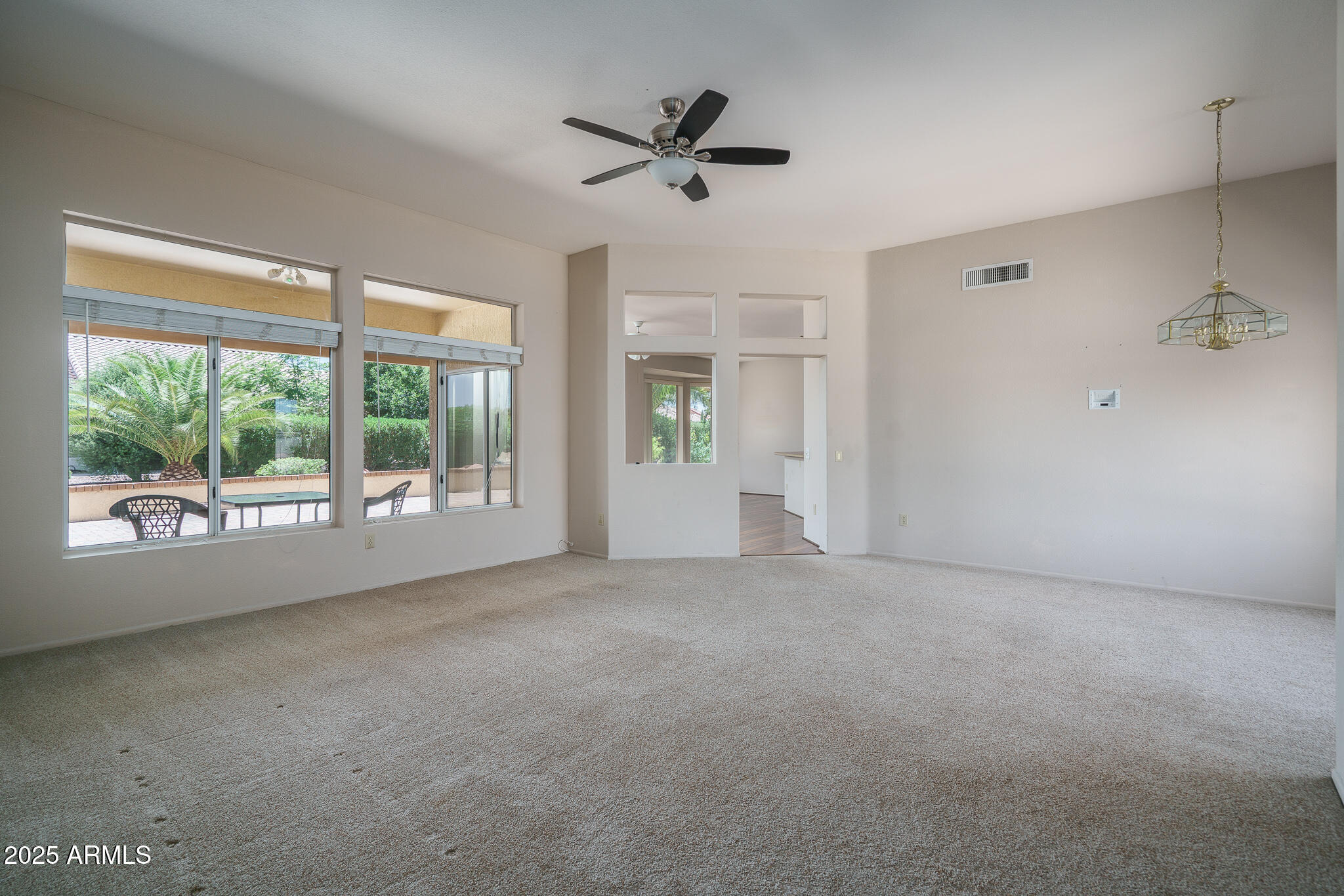 16109 W HERITAGE Drive