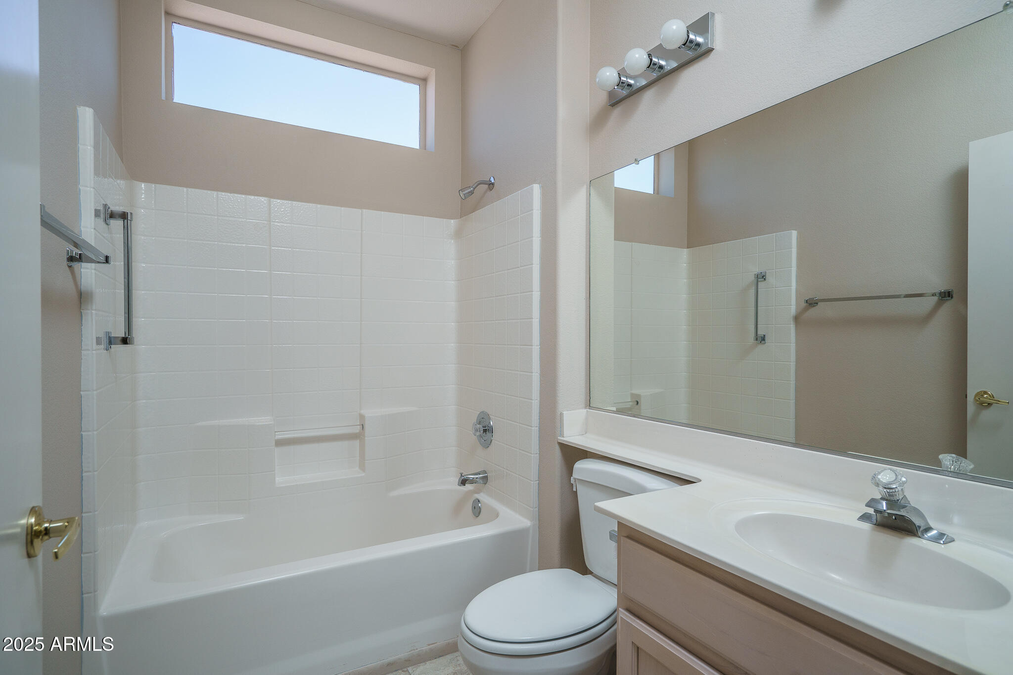 16109 W HERITAGE Drive