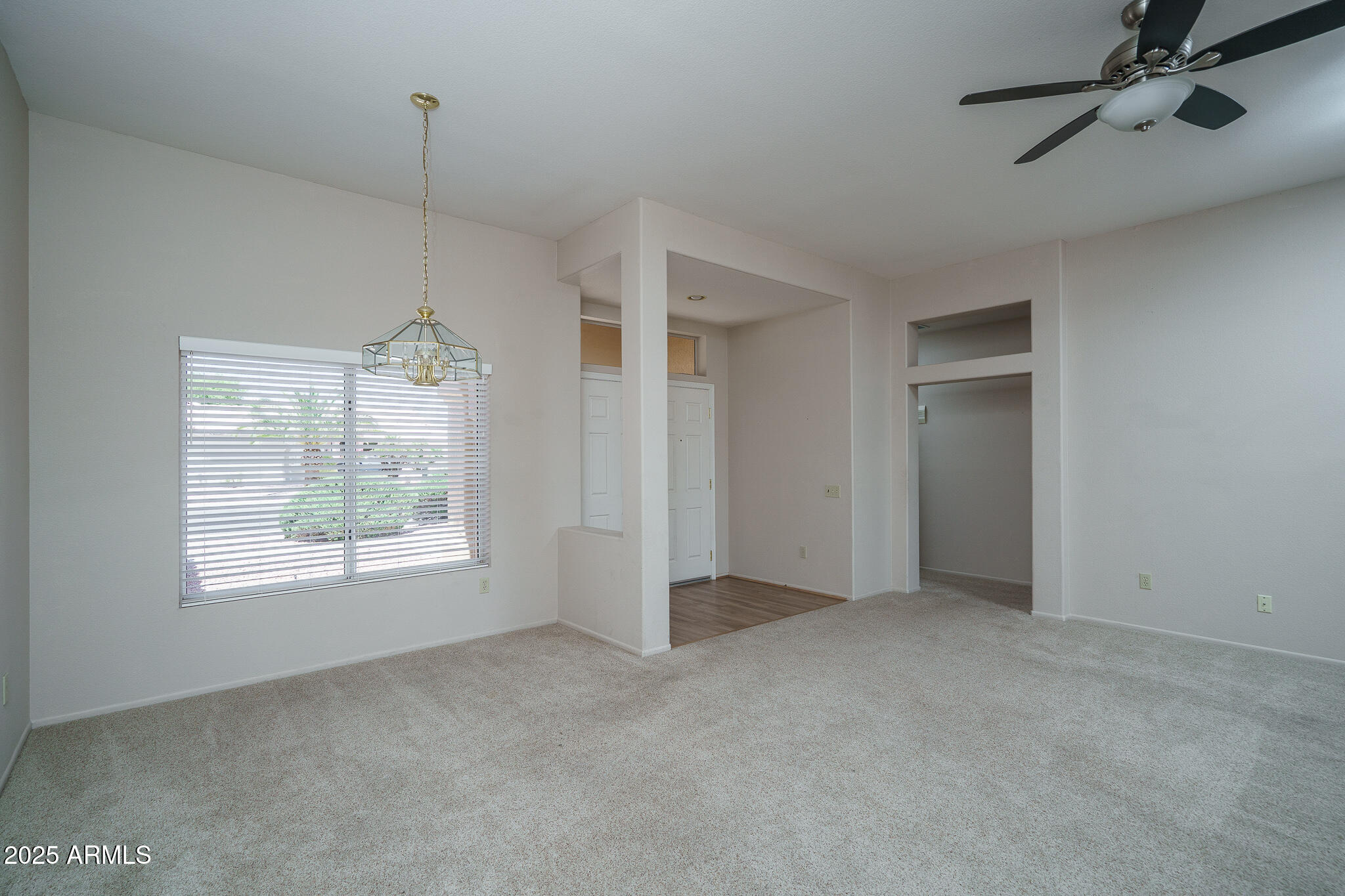 16109 W HERITAGE Drive