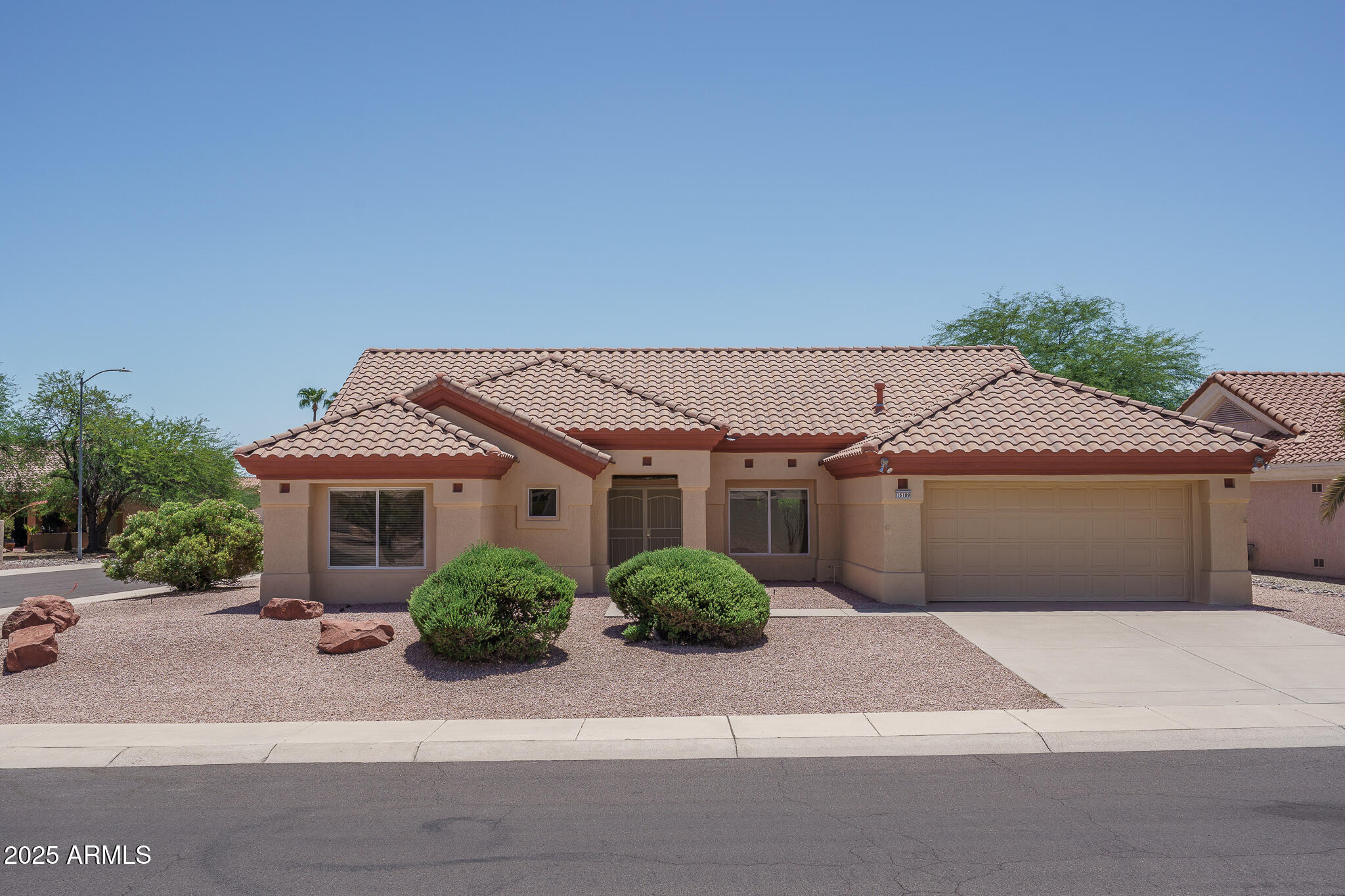 16109 W HERITAGE Drive