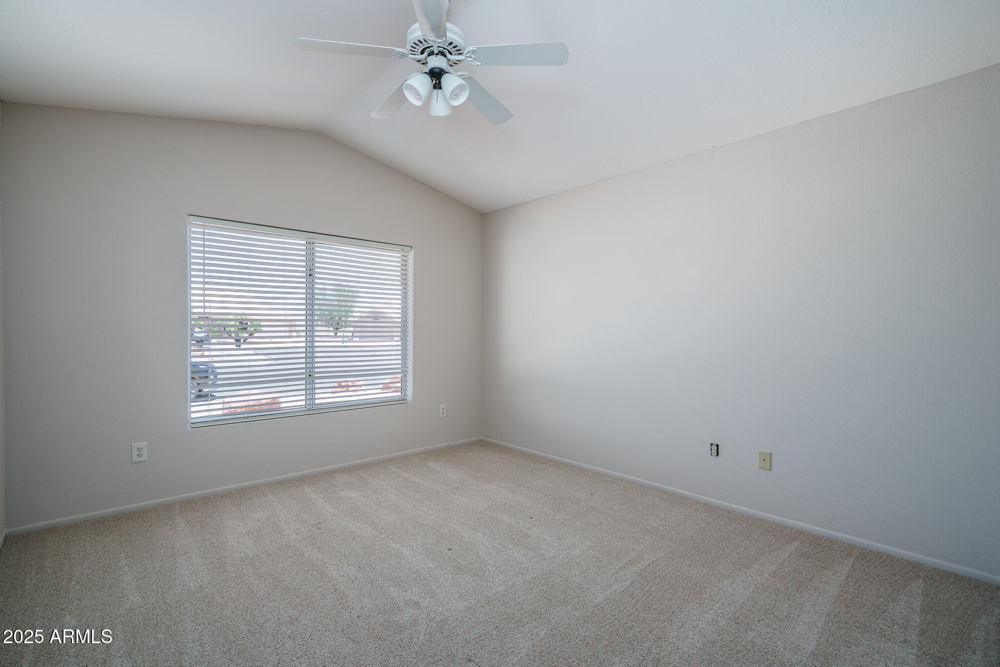 16109 W HERITAGE Drive