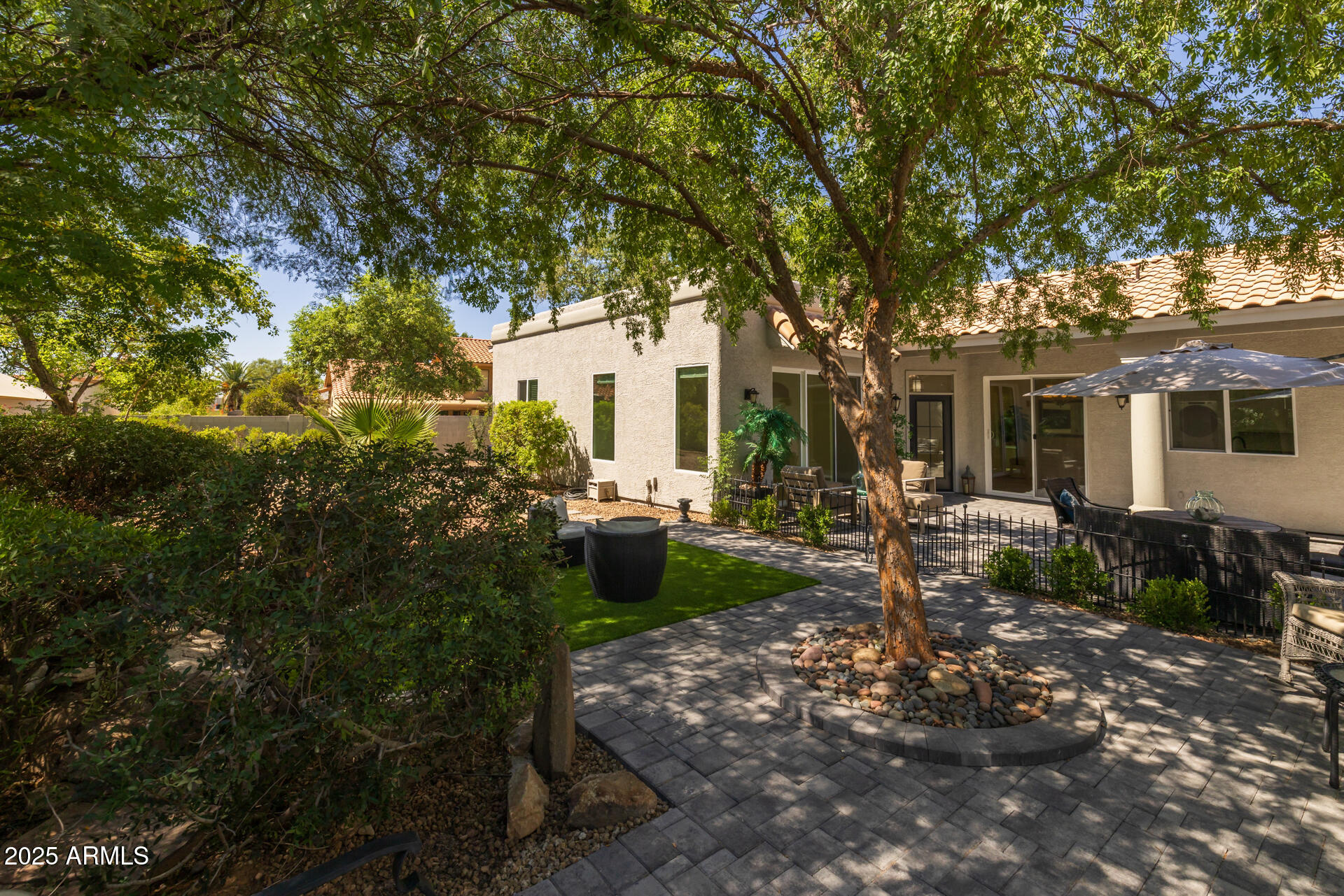 9341 E CORRINE Drive