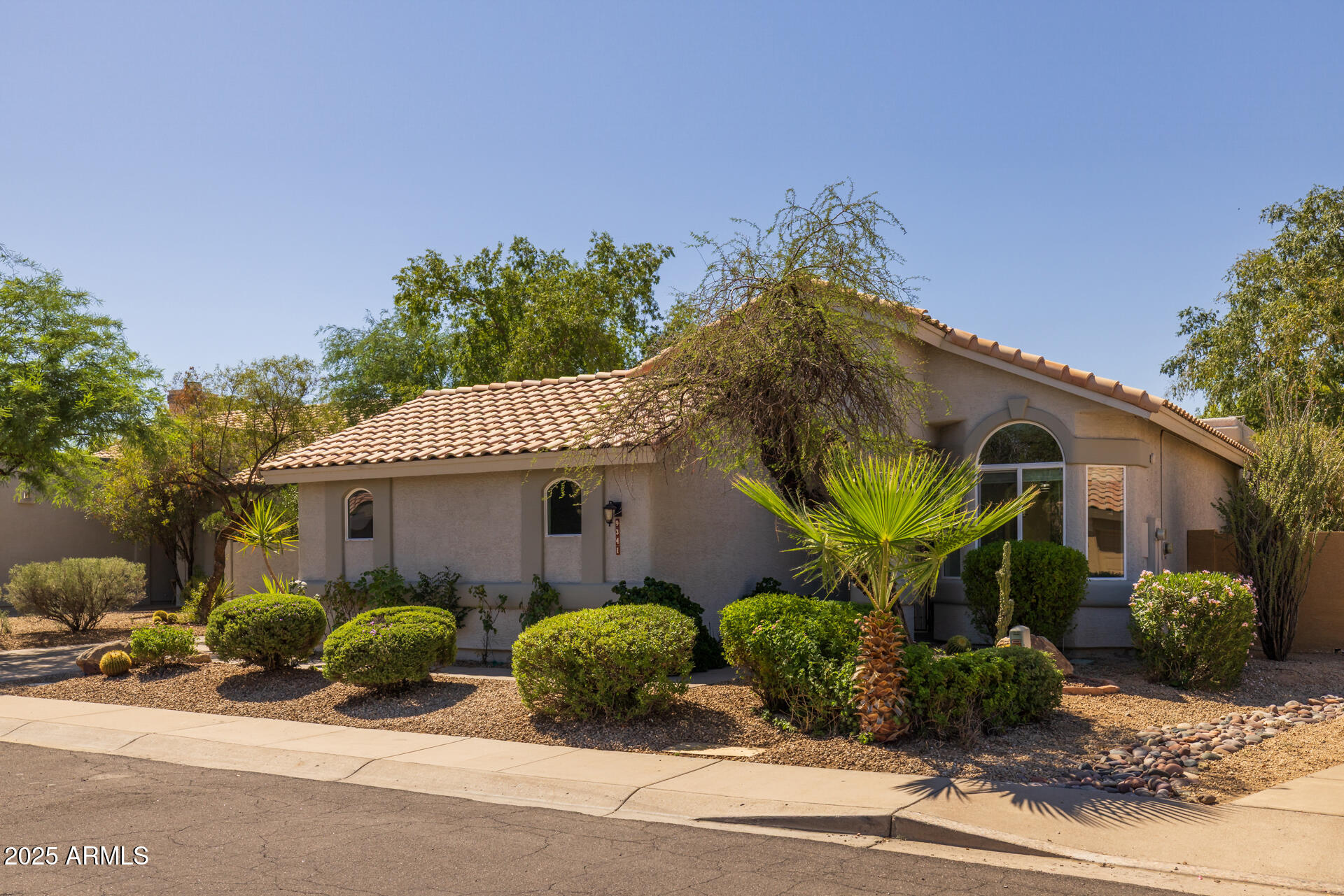 9341 E CORRINE Drive