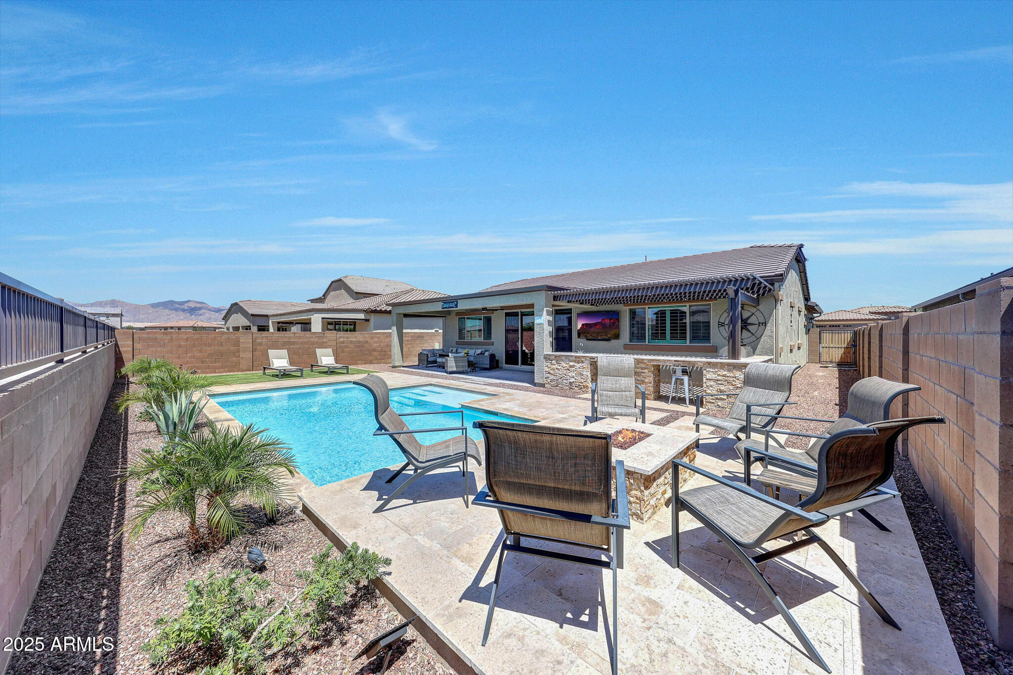 17313 W BUTLER Avenue, Waddell