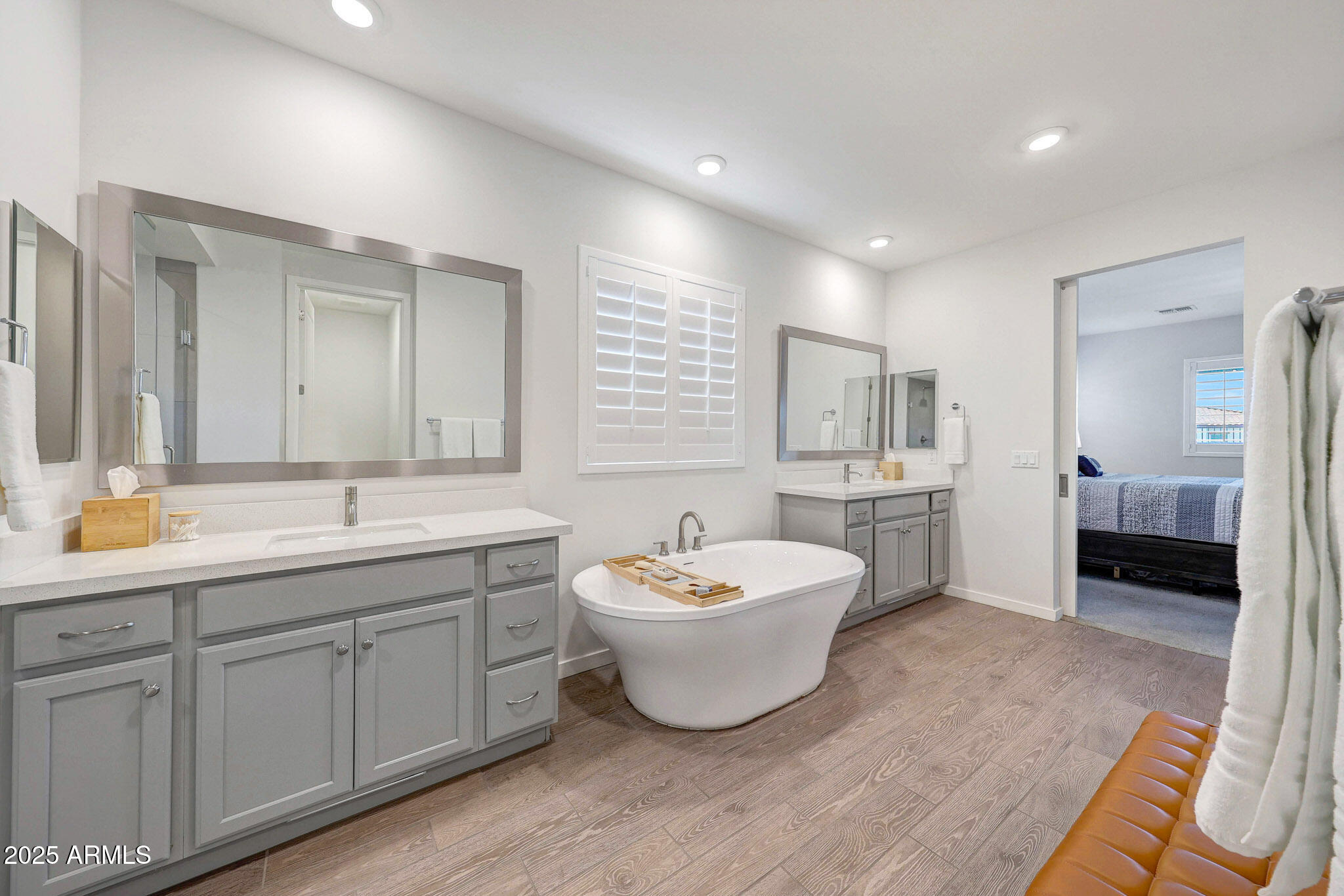 17313 W BUTLER Avenue, Waddell