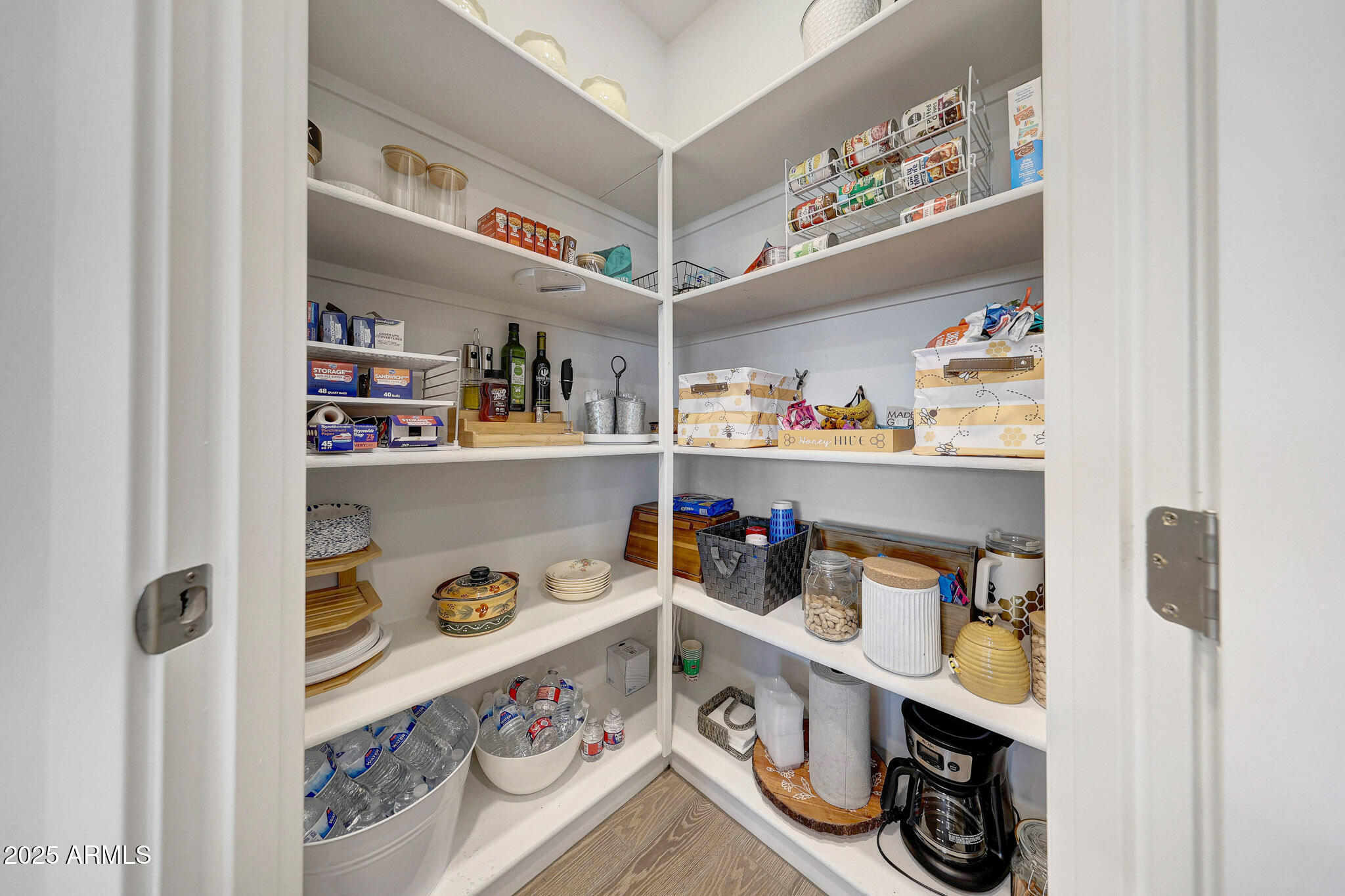 17313 W BUTLER Avenue, Waddell