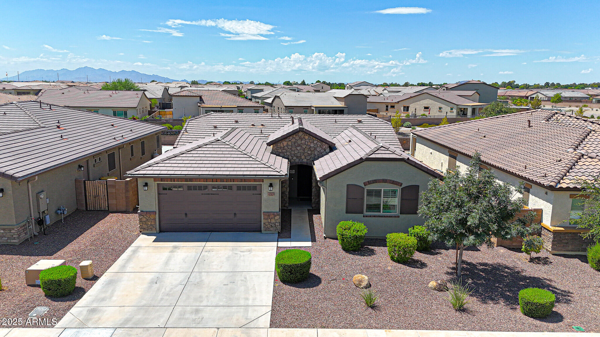 17313 W BUTLER Avenue, Waddell