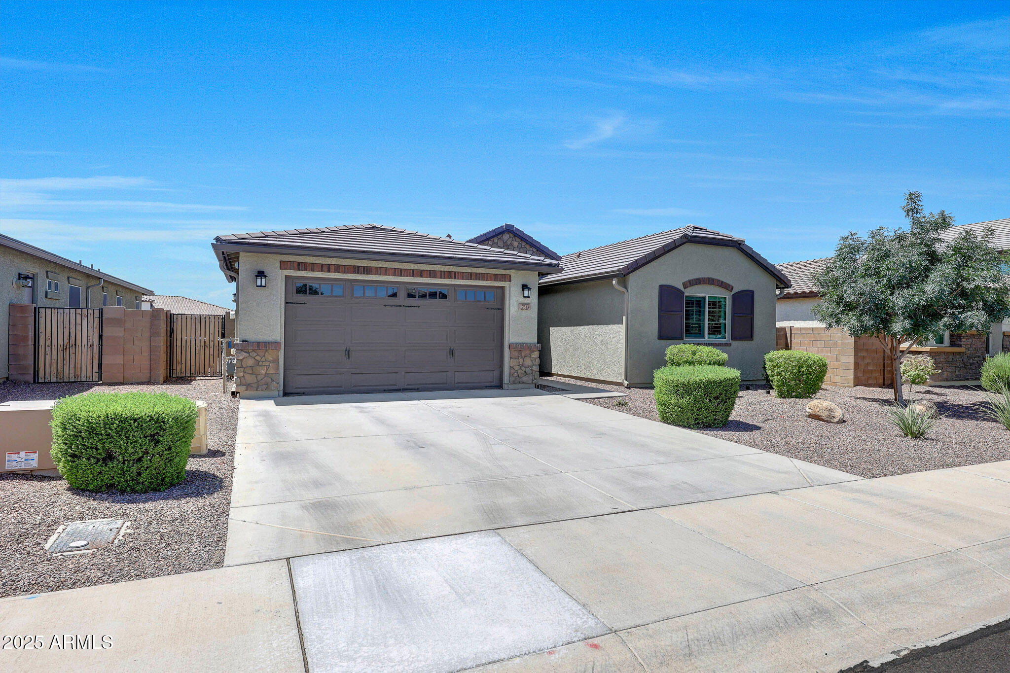 17313 W BUTLER Avenue, Waddell