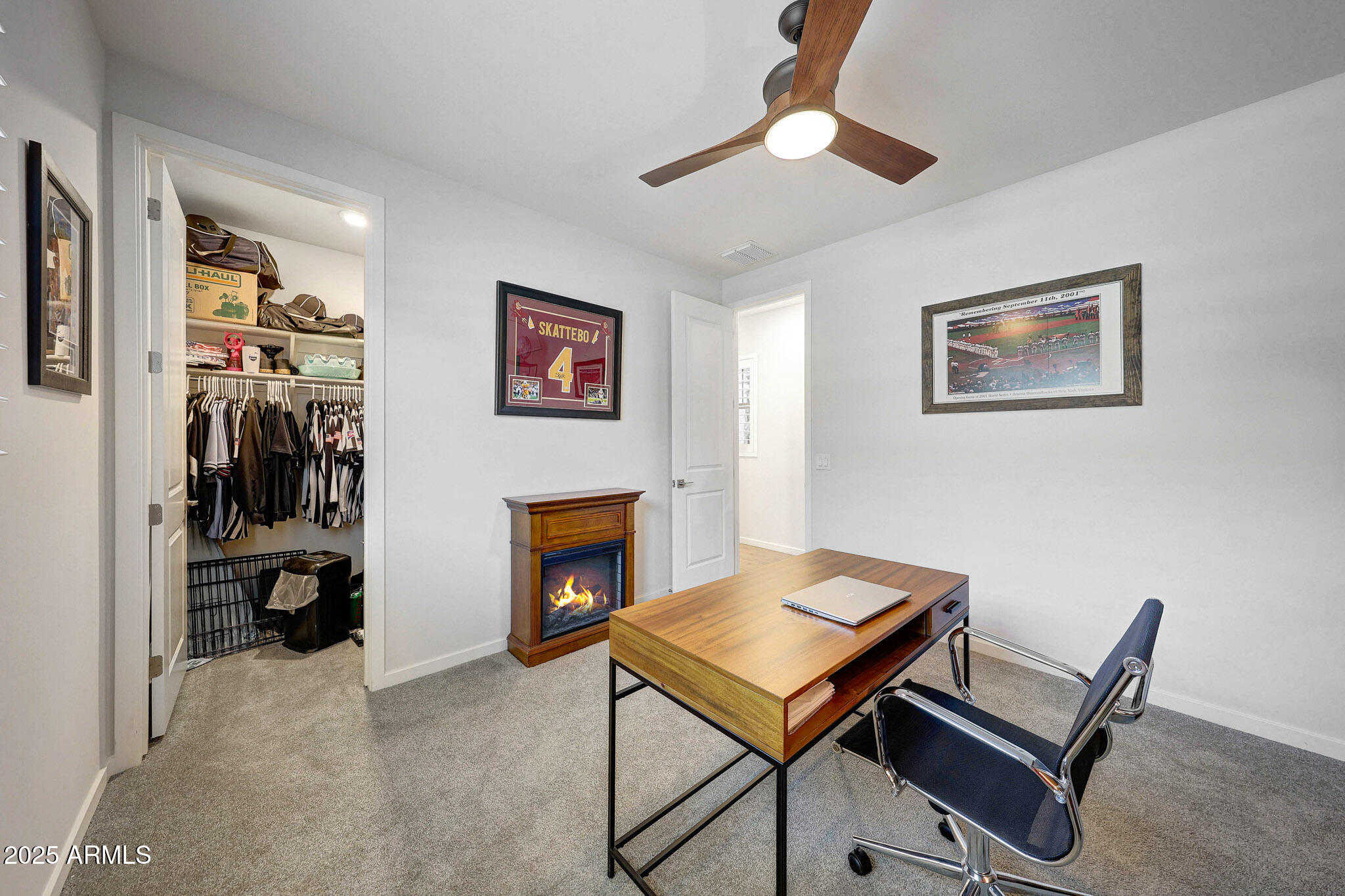 17313 W BUTLER Avenue, Waddell