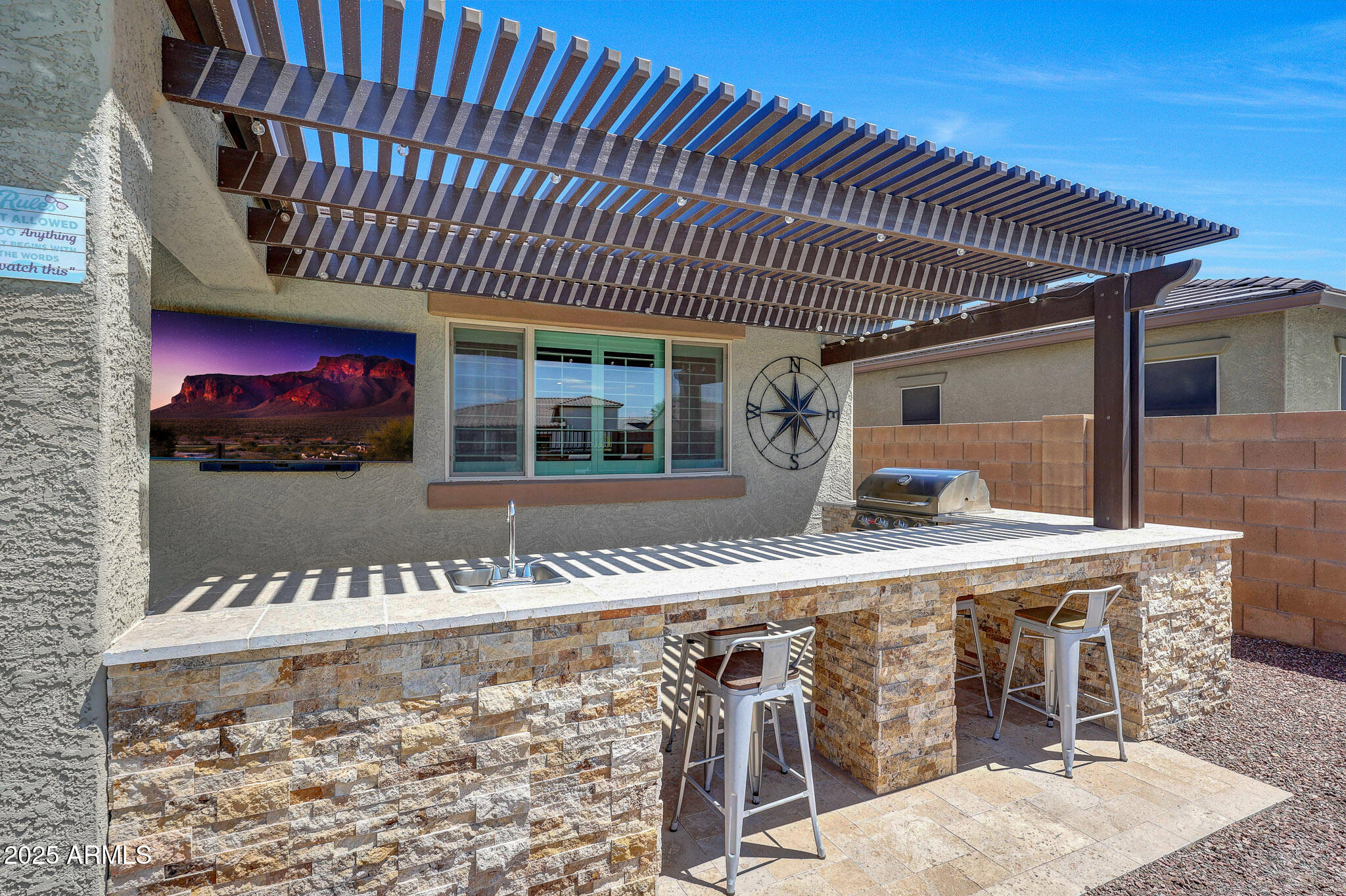 17313 W BUTLER Avenue, Waddell