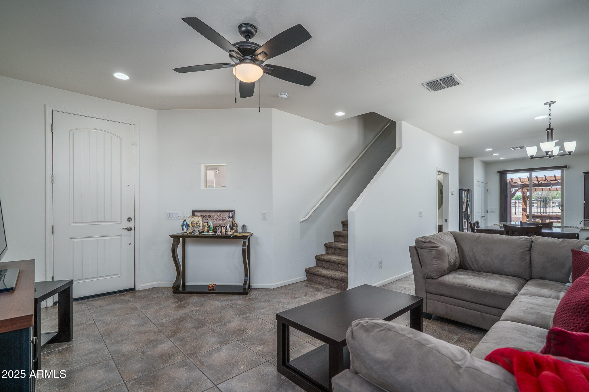 10340 W DEVONSHIRE Avenue