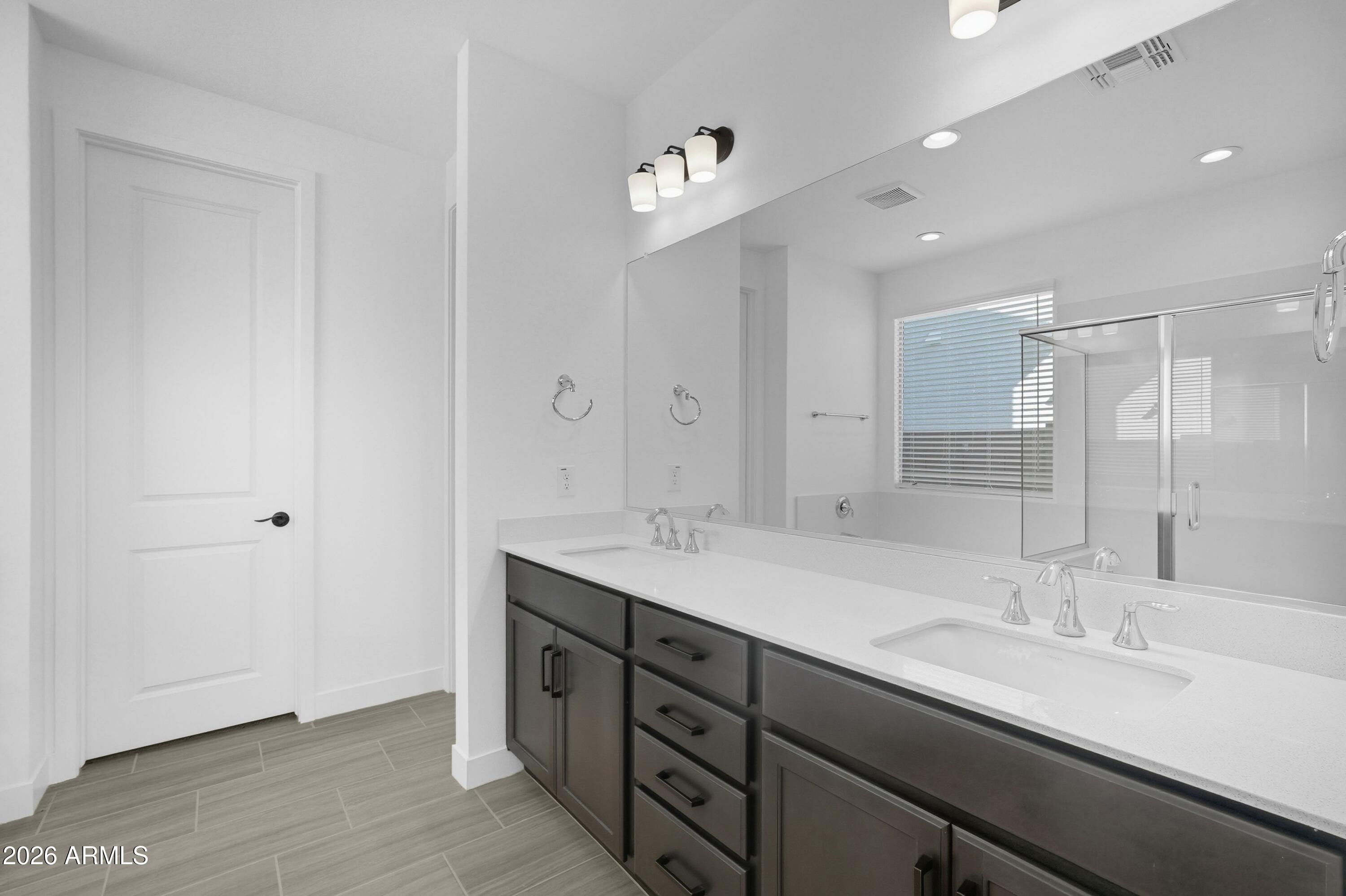 17145 W SWEET IRON Pass