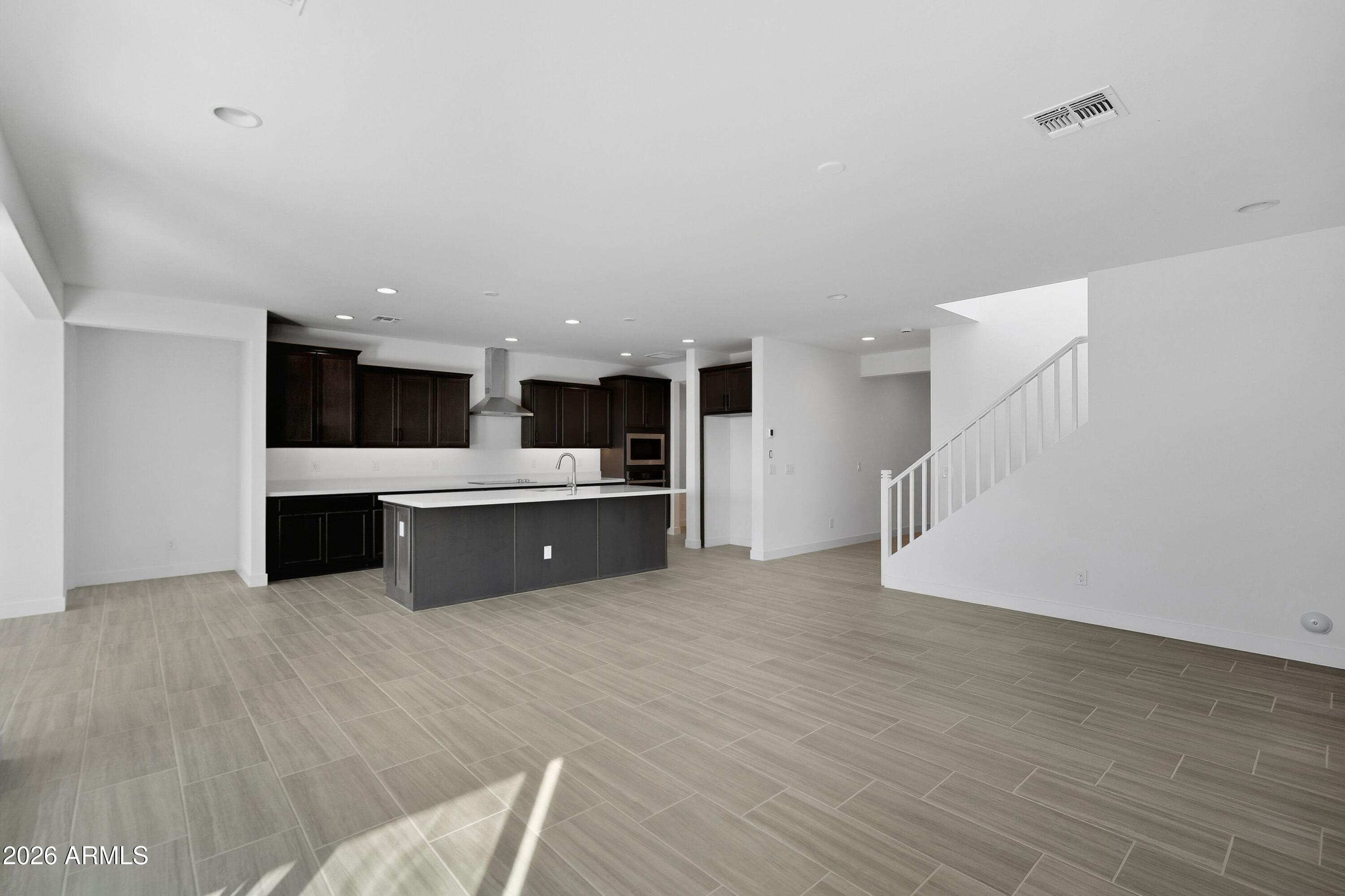 17145 W SWEET IRON Pass