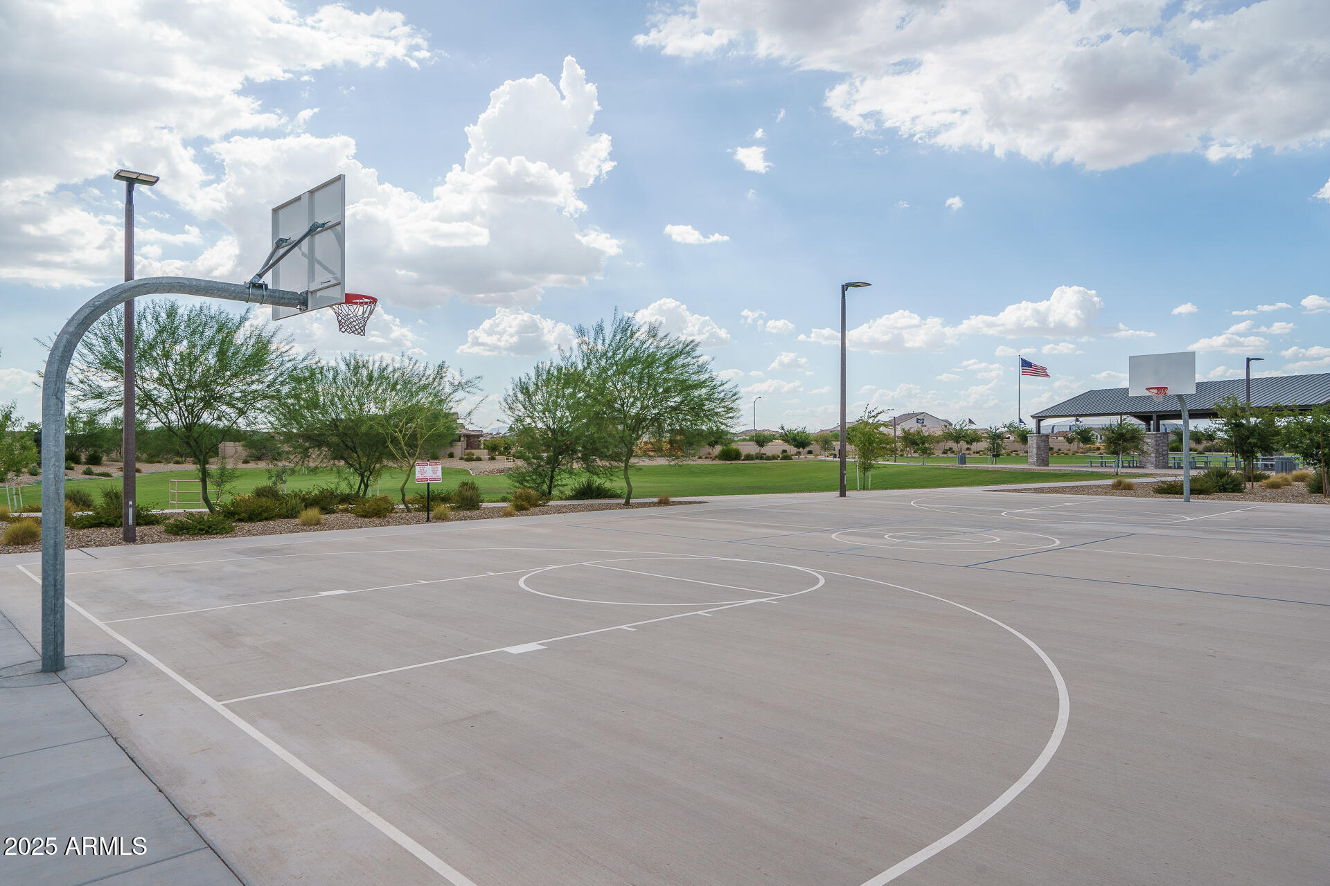 9046 W SAN MIGUEL Avenue