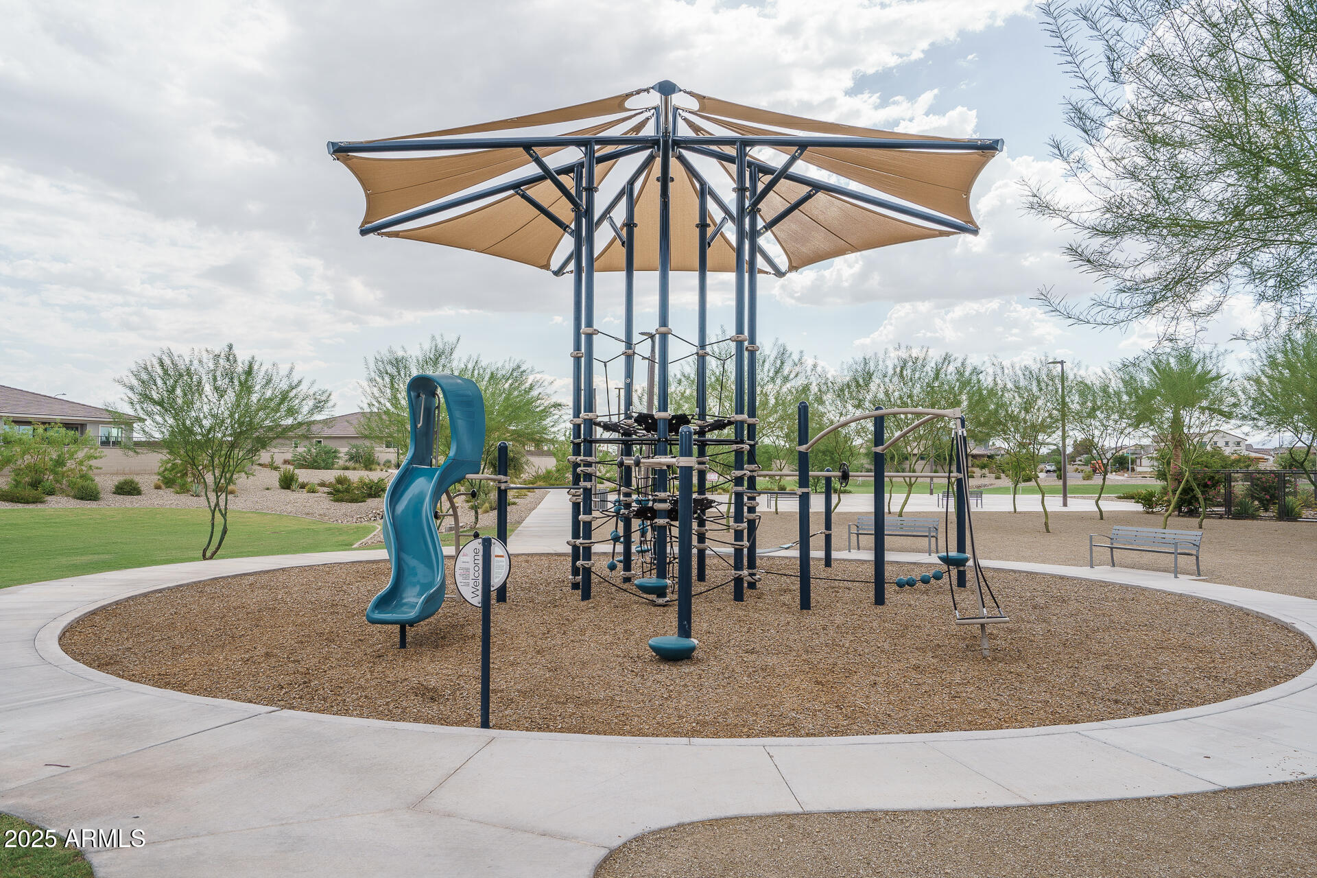 9046 W SAN MIGUEL Avenue