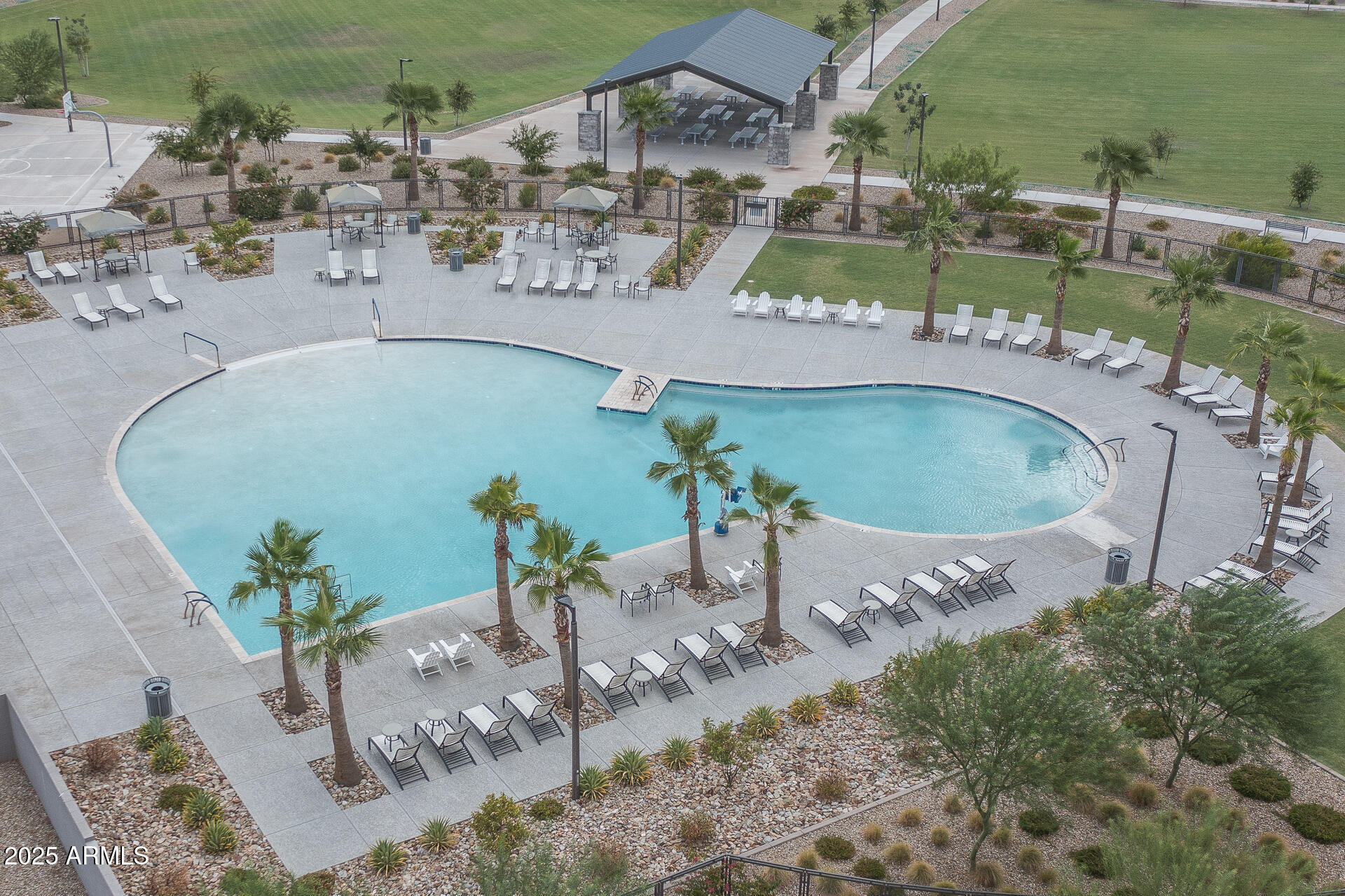 9046 W SAN MIGUEL Avenue