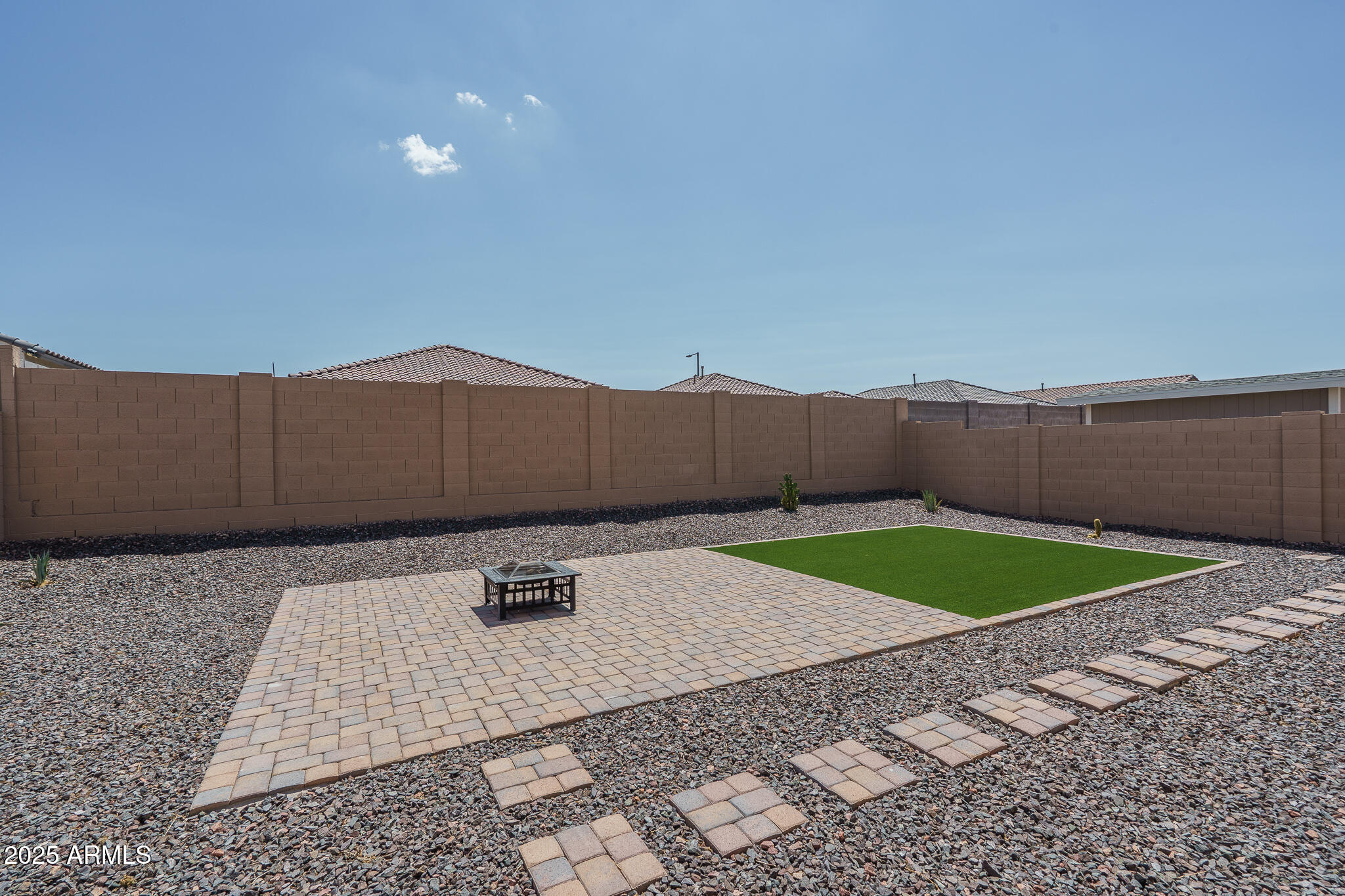 25927 W SWILLING Road