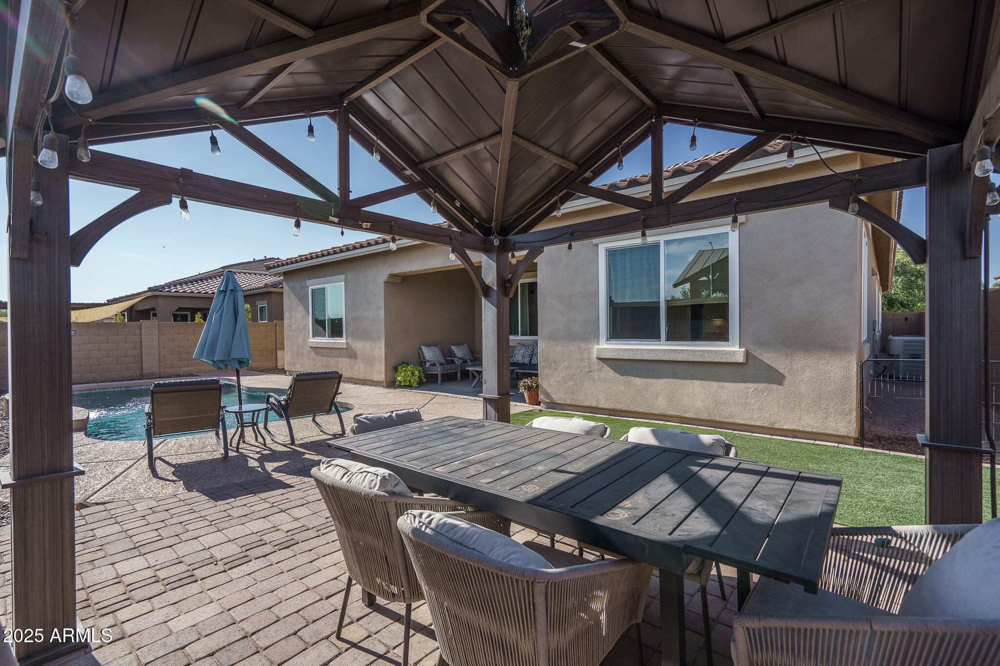 14757 W PASADENA Avenue