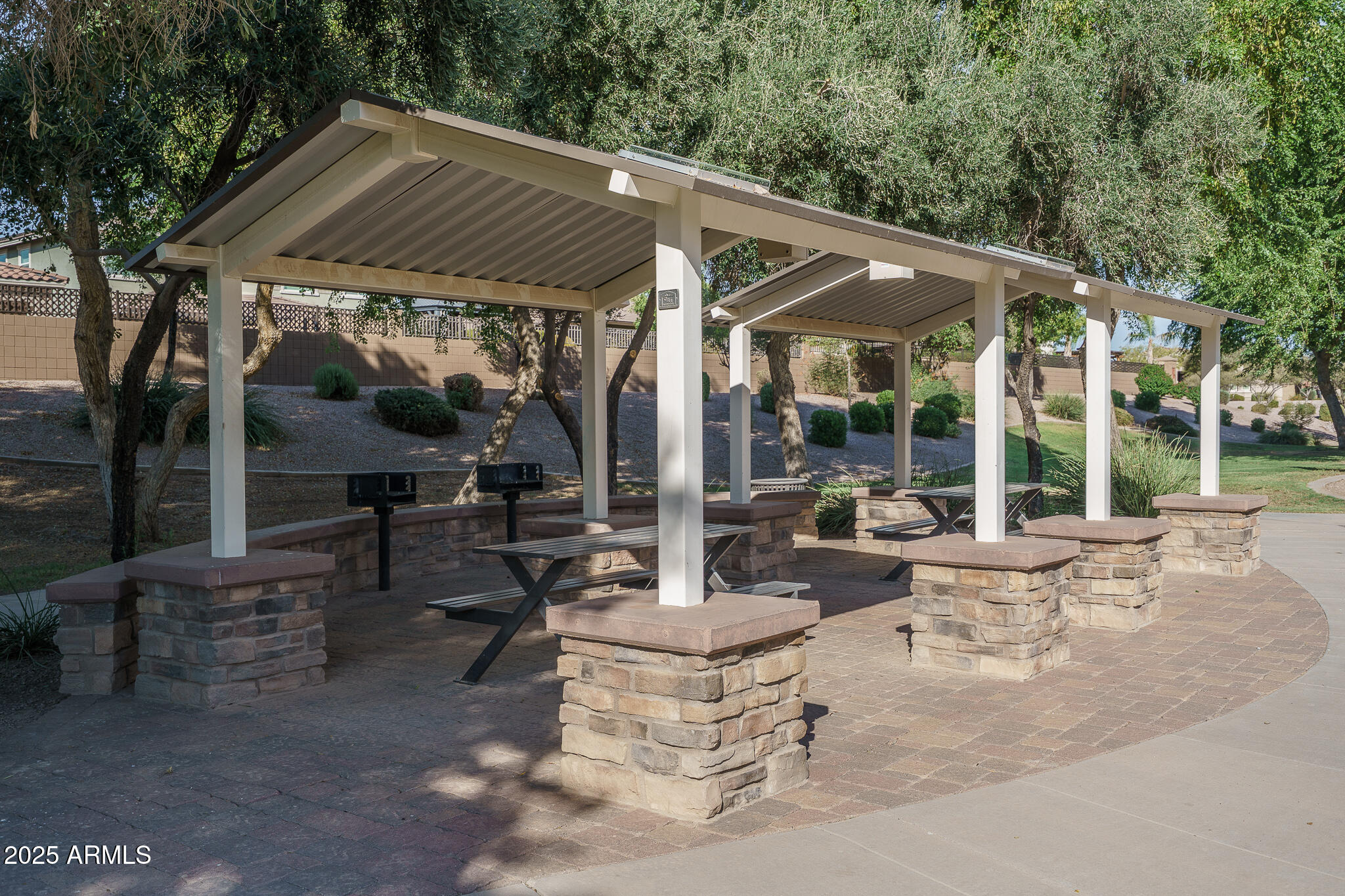 14757 W PASADENA Avenue