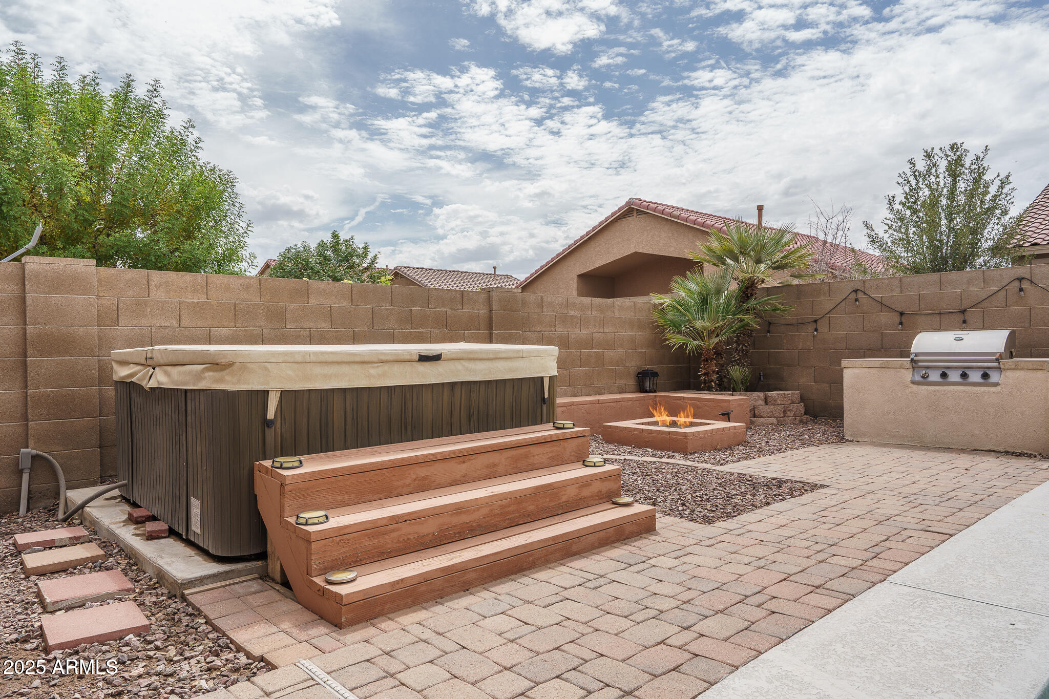 46047 W MEADOWS Lane