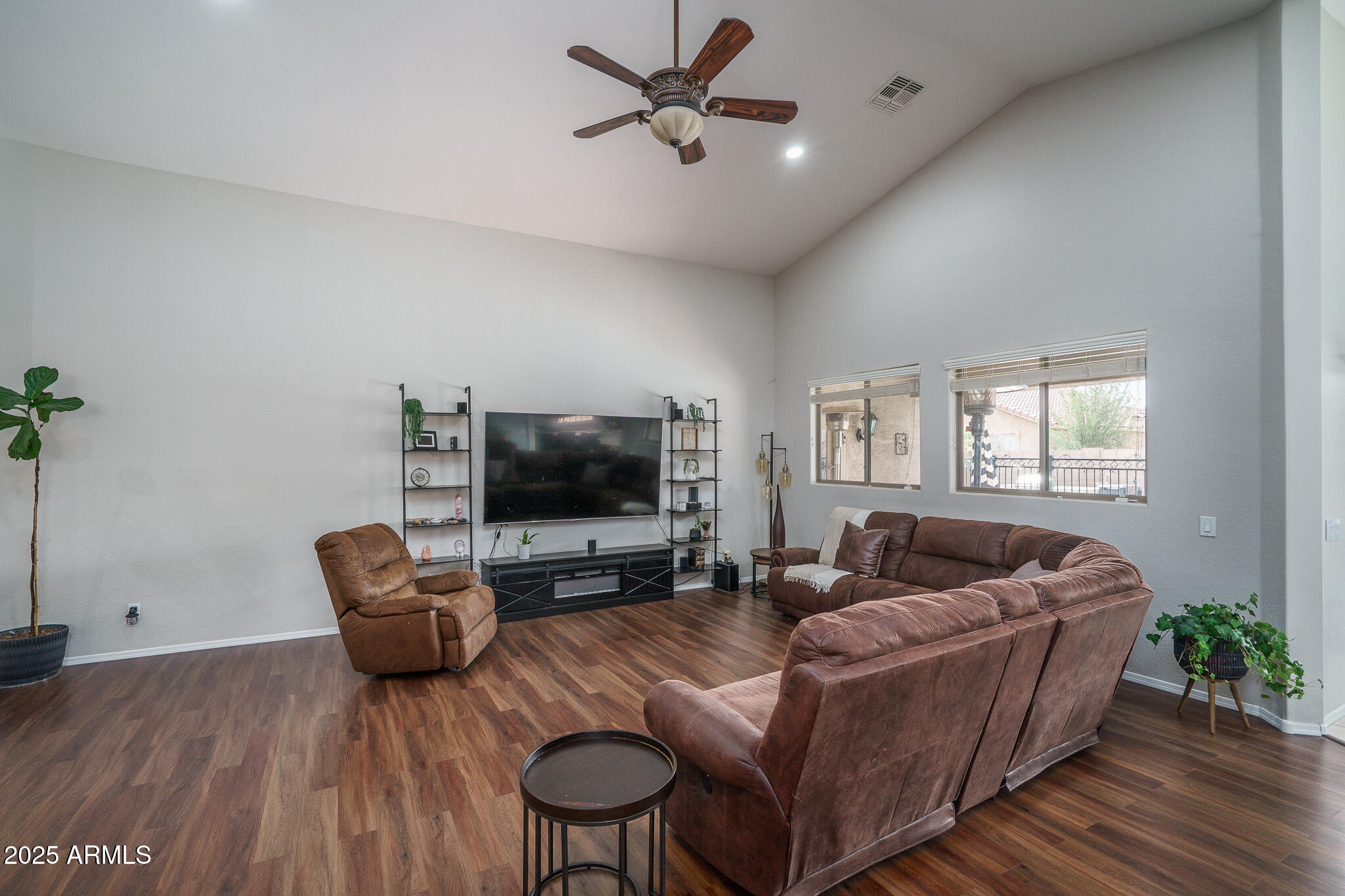 46047 W MEADOWS Lane