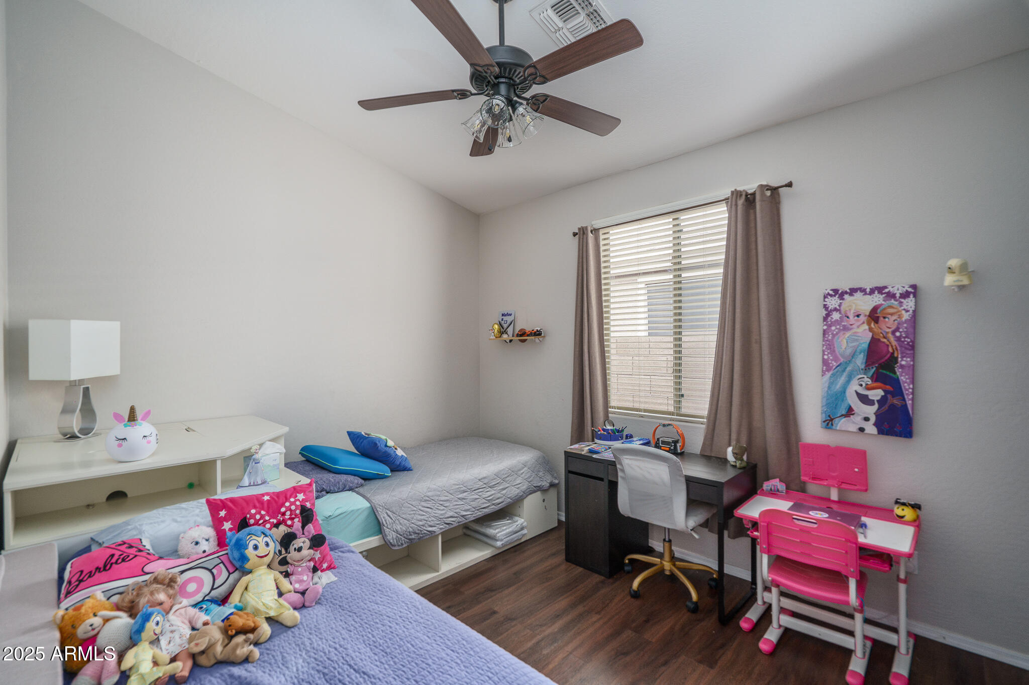 46047 W MEADOWS Lane