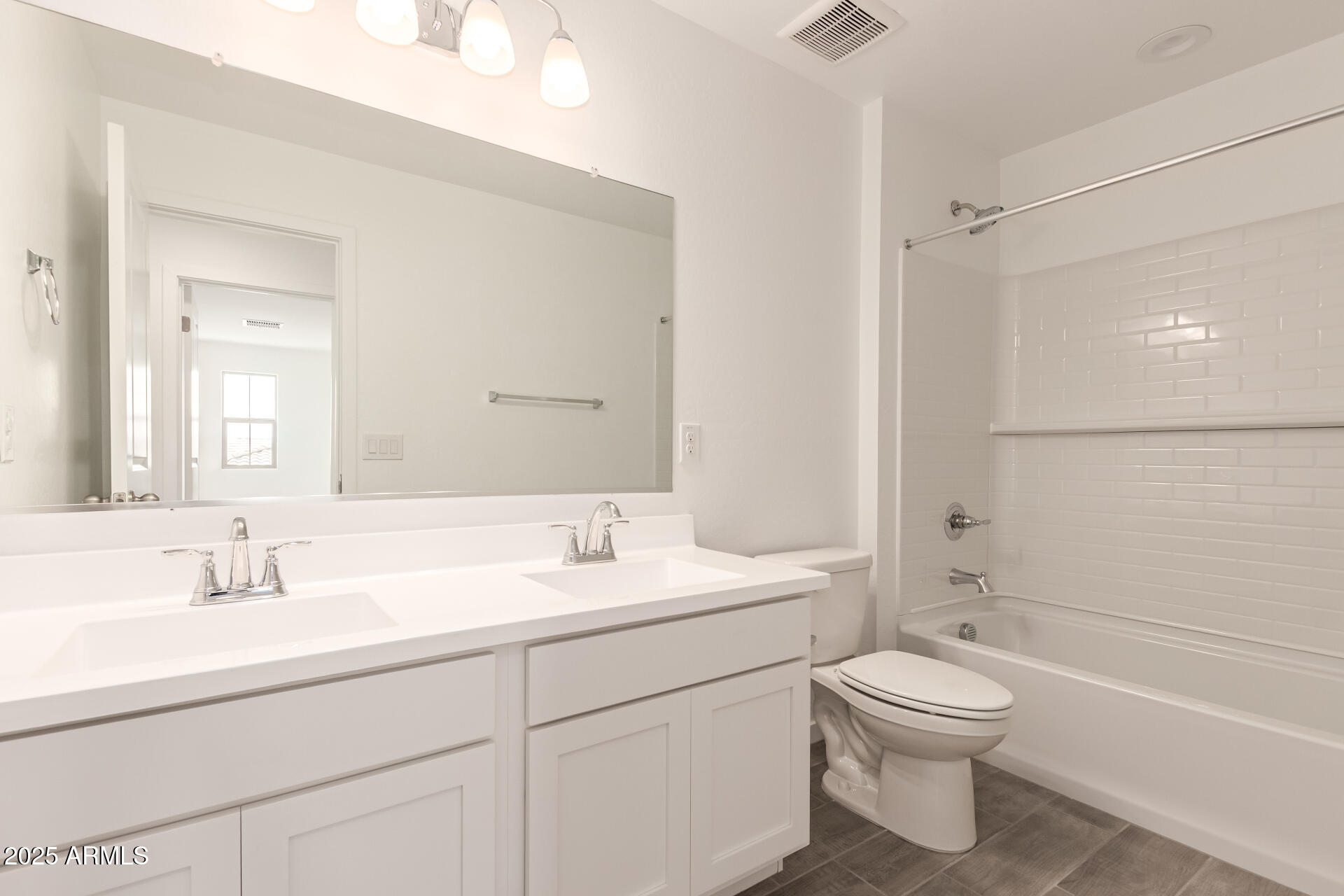 12392 W PARKWAY Lane