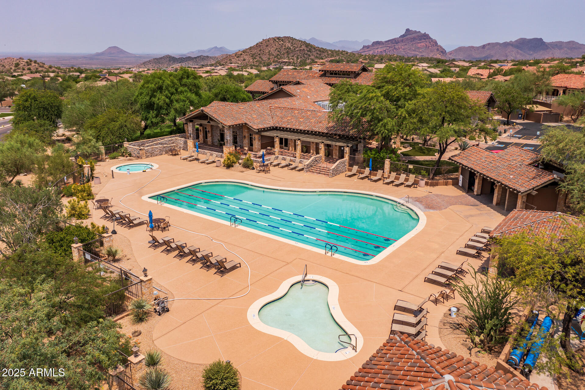 7445 E EAGLE CREST Drive, 1112