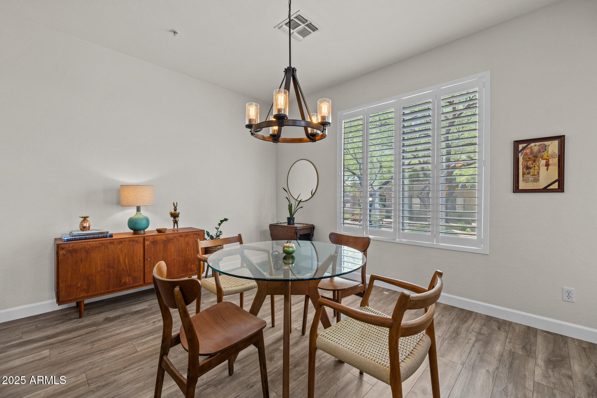 7445 E EAGLE CREST Drive, 1112