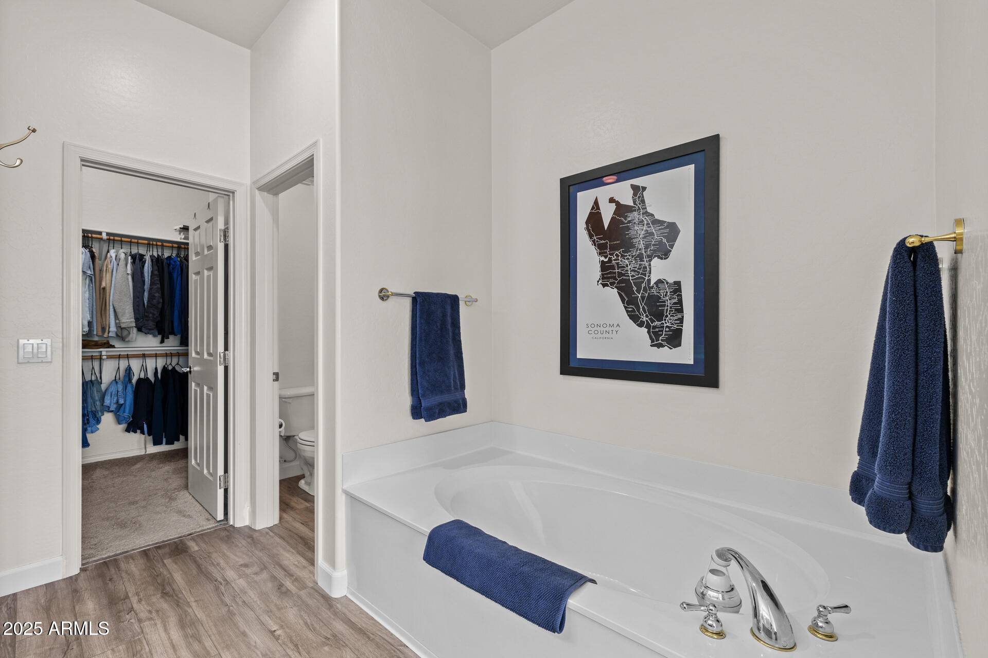 7445 E EAGLE CREST Drive, 1112