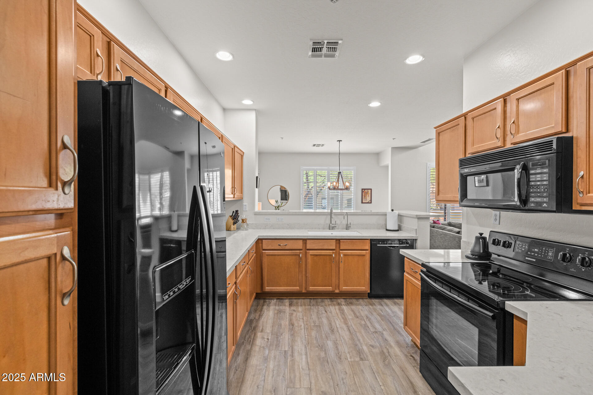 7445 E EAGLE CREST Drive, 1112