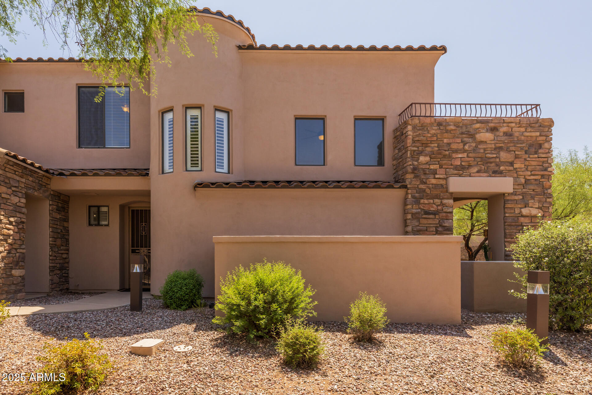 7445 E EAGLE CREST Drive, 1112