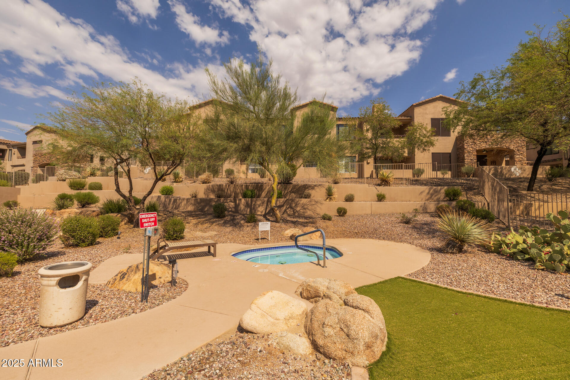 7445 E EAGLE CREST Drive, 1112